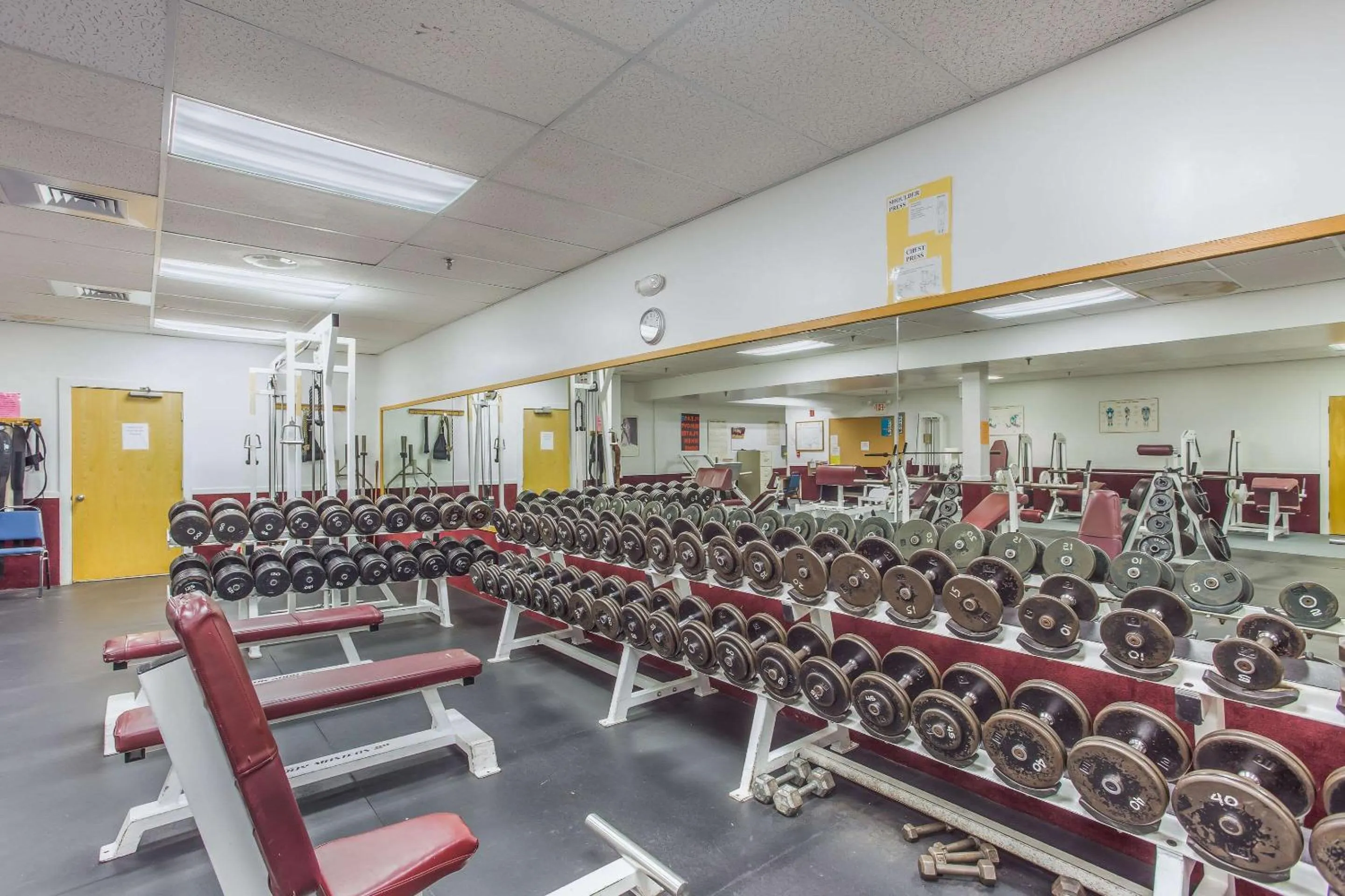 Fitness centre/facilities in Rodeway Inn Gorham Riverside