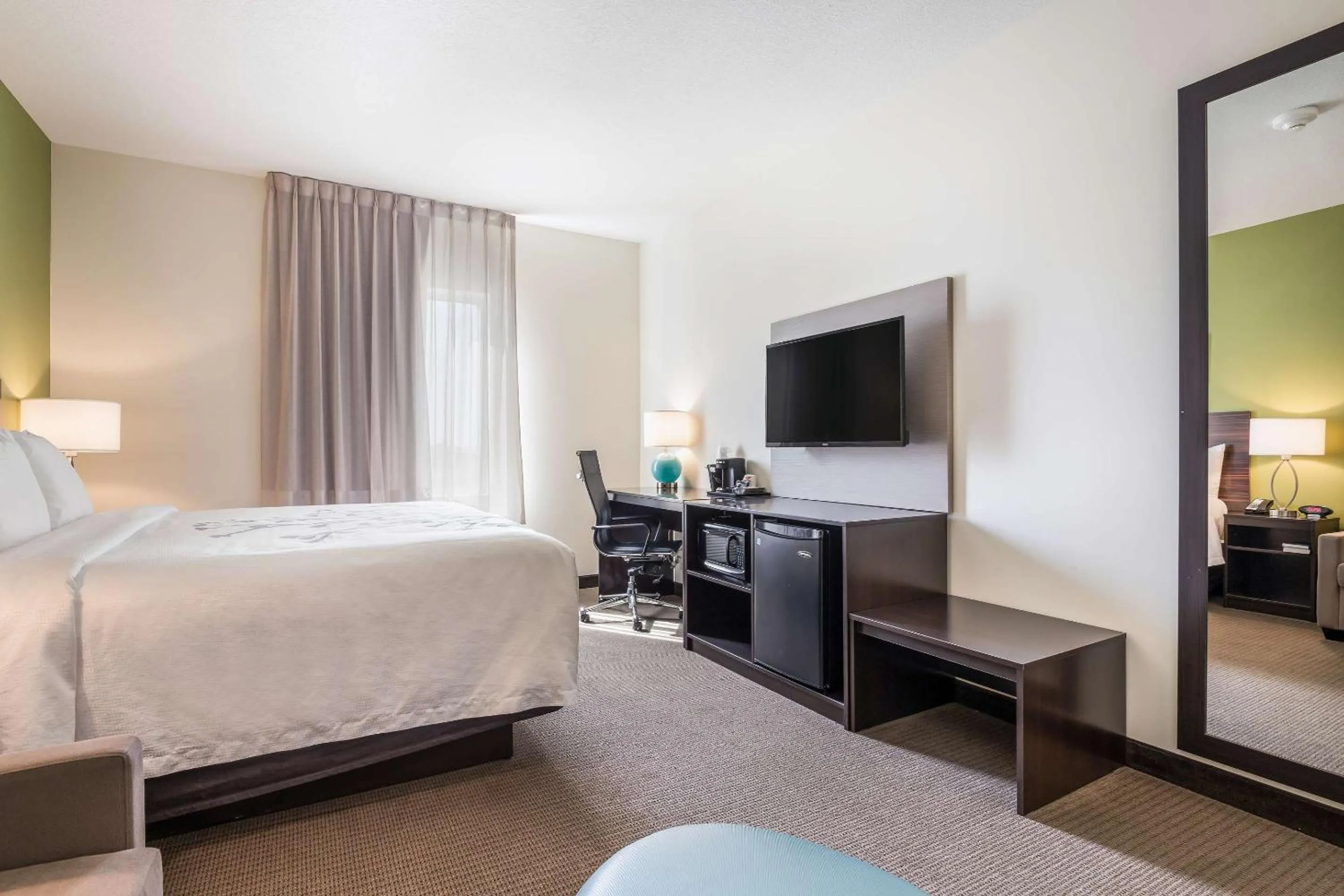 Bedroom, Bed in Sleep Inn & Suites Park City-Wichita North