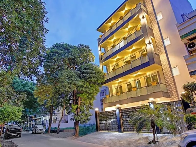 NUAB House - Near Fortis, MAX, MEDANTA, Paras Hospitals and HUDA Metro