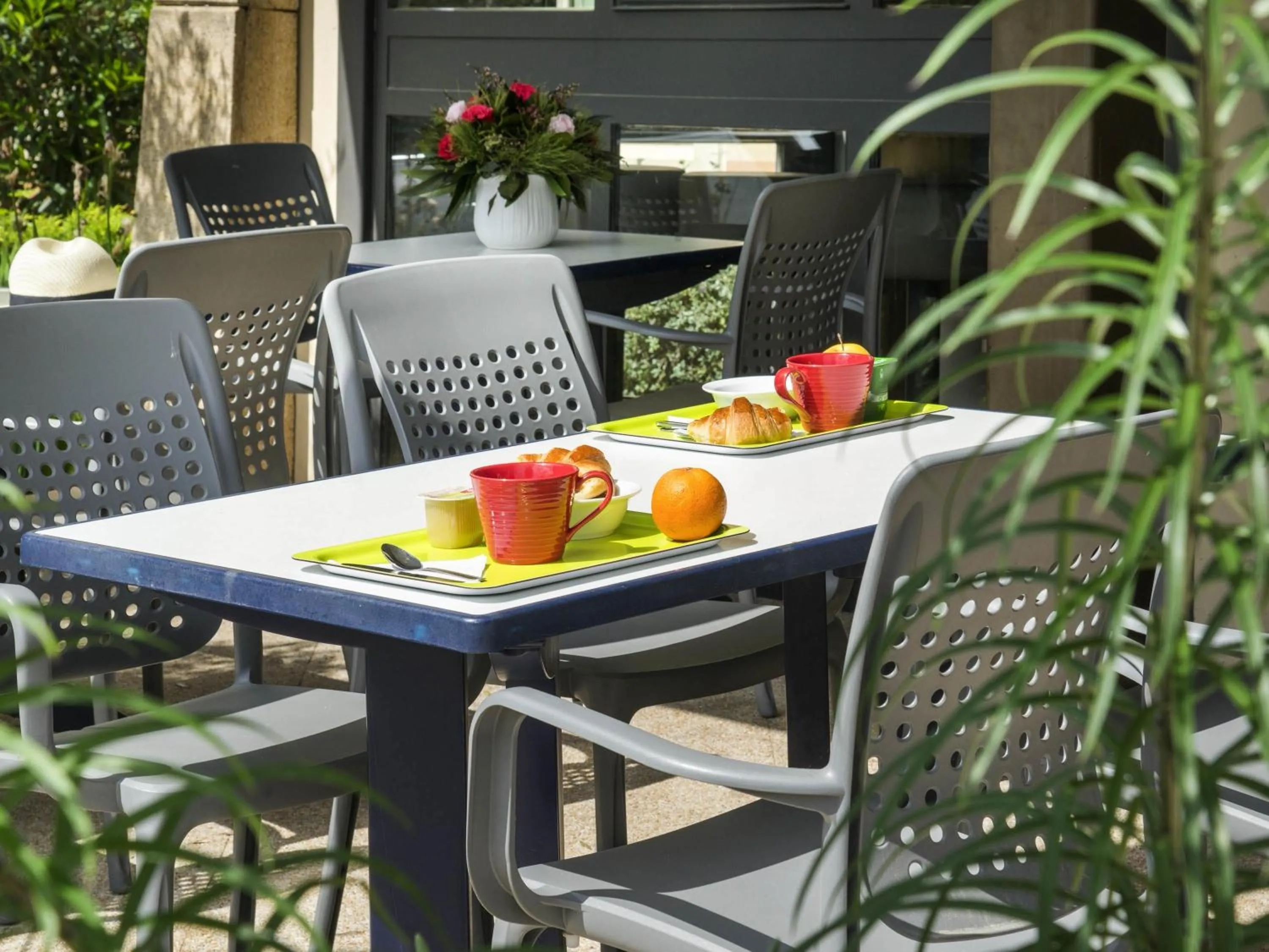 Property building in IBIS Budget Aix en Provence Est Le Canet