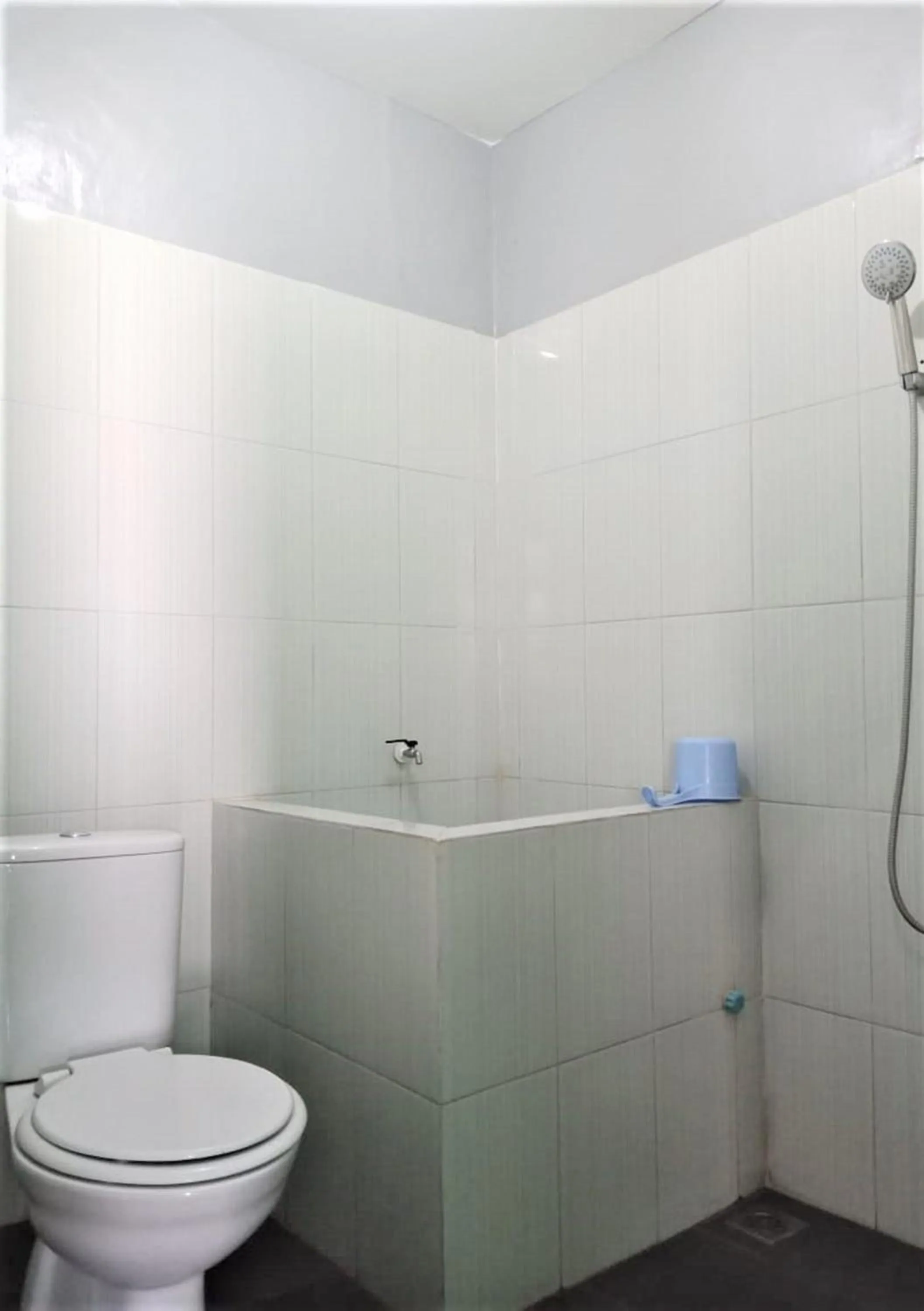 Bathroom in Indonesia Hotel Malioboro