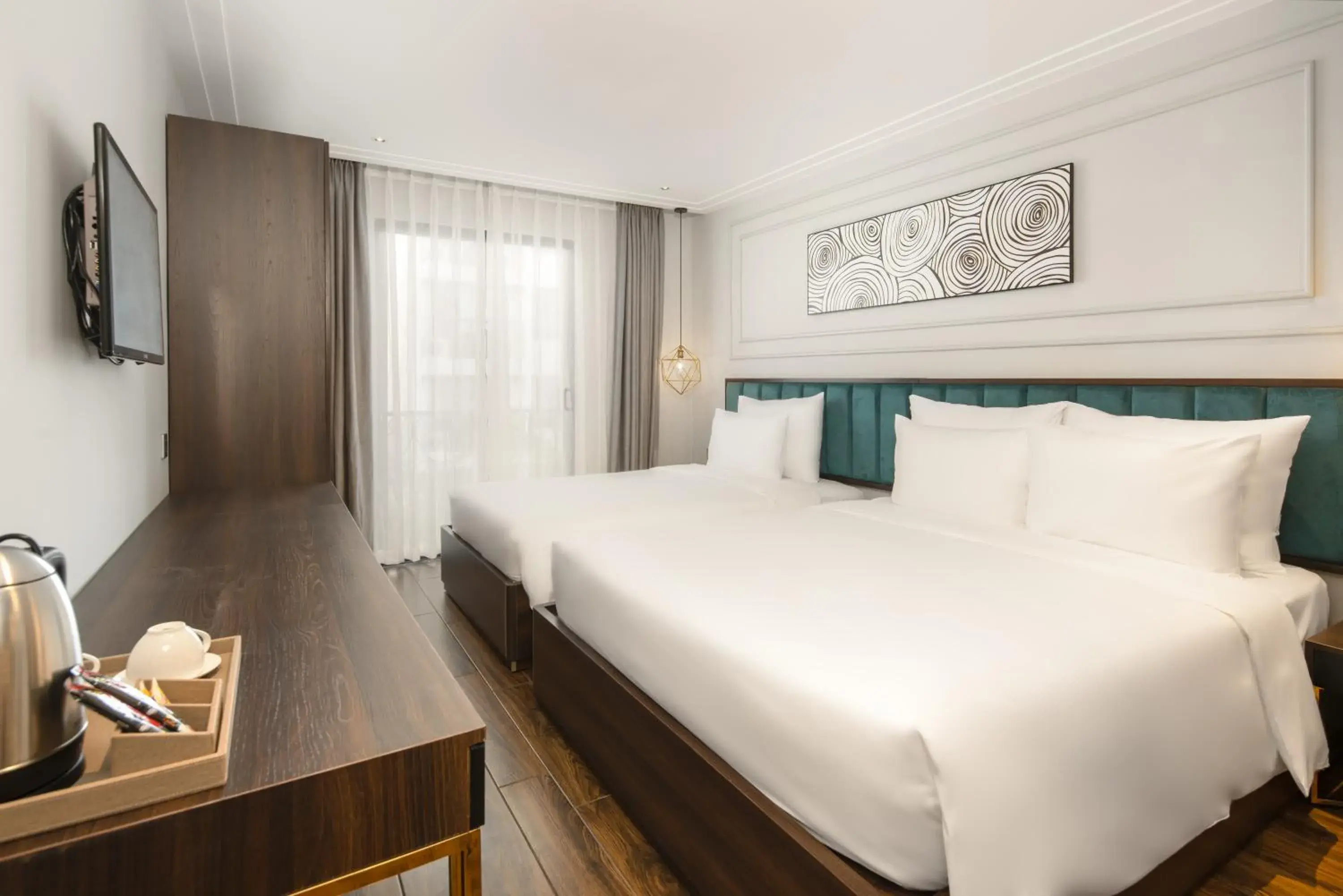 Suite with City View in Adela Boutique Hotel - Infinity Pool Suite with City View in Adela Boutique Hotel - Infinity Pool