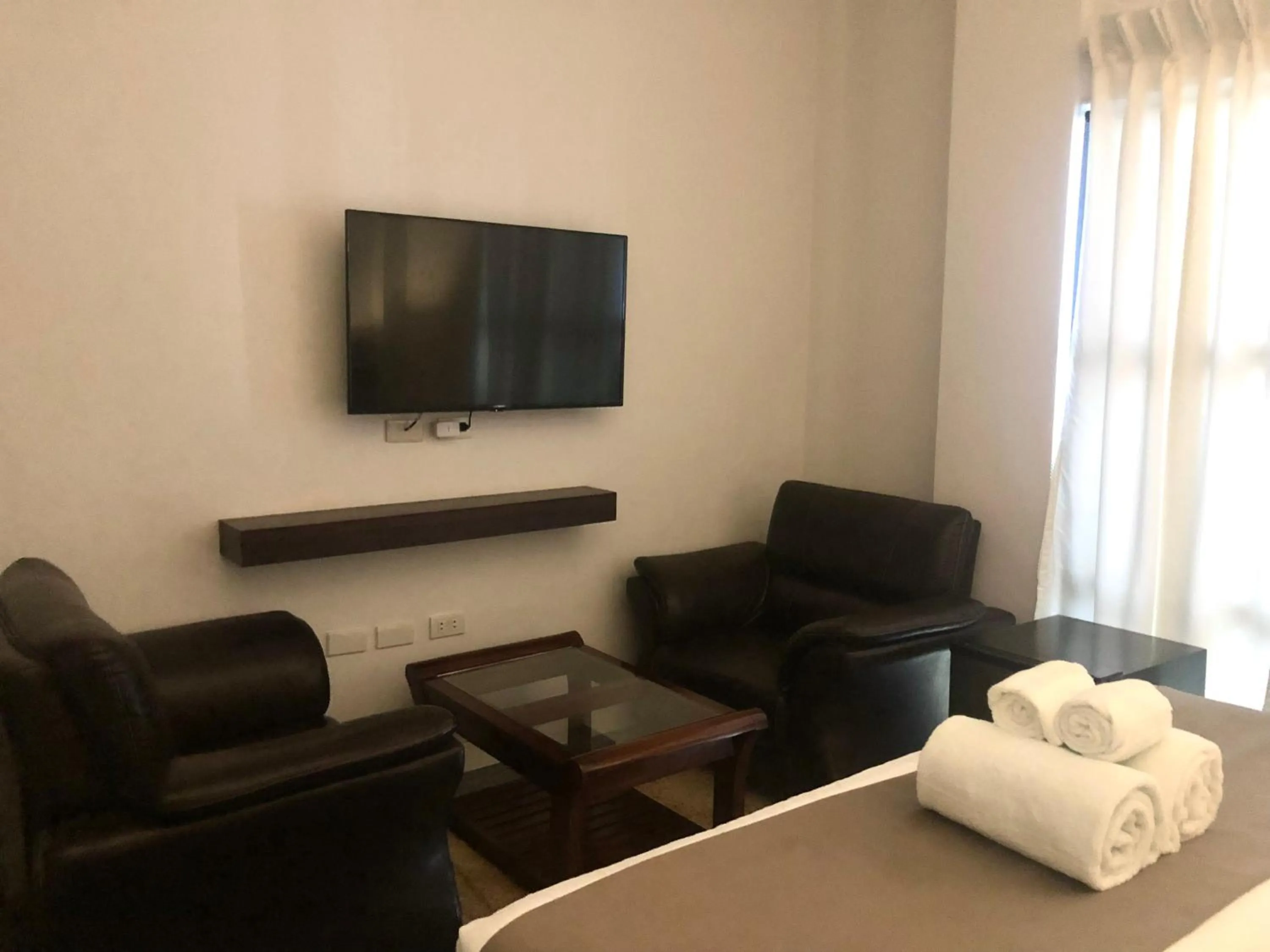 Seacliff Suites Hotel and Resort