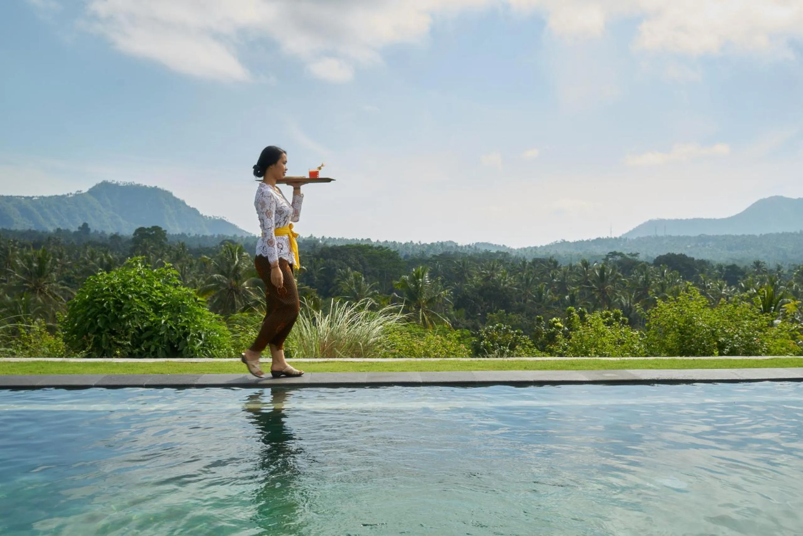 People in Palmterrace