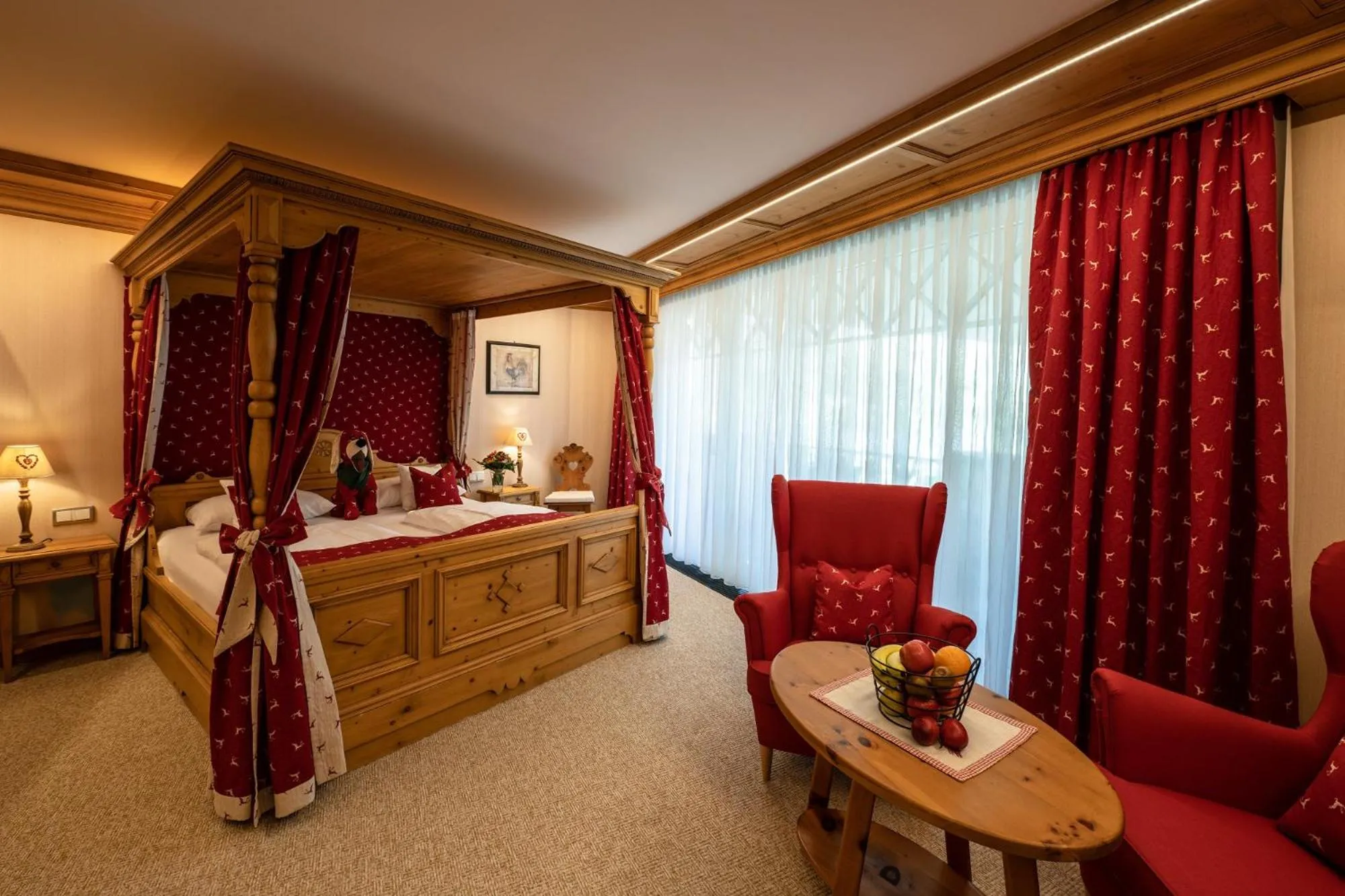 Photo of the whole room, Bed in Hotel Weisser Bär