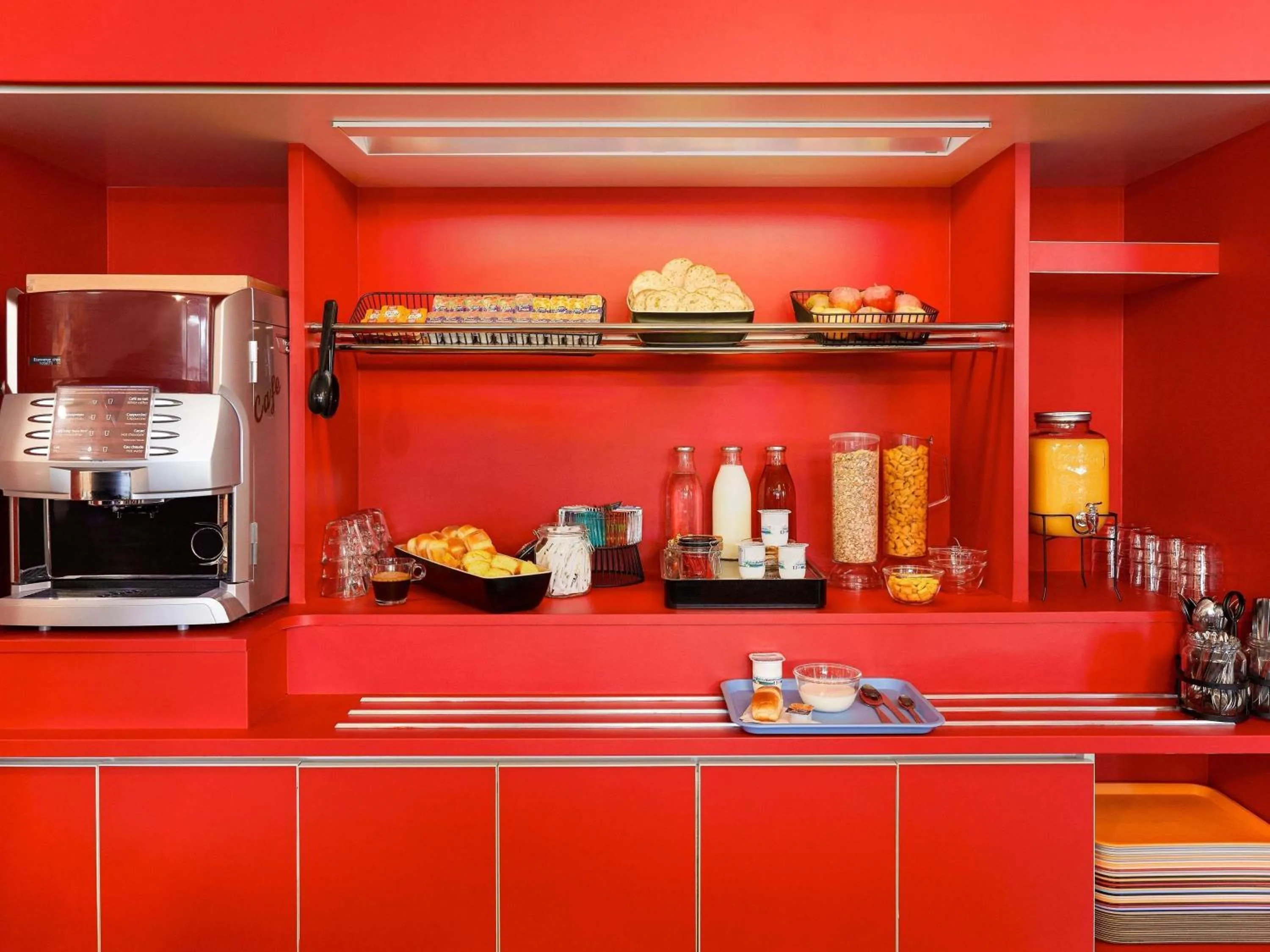 Property building in hotelF1 Nîmes Ouest