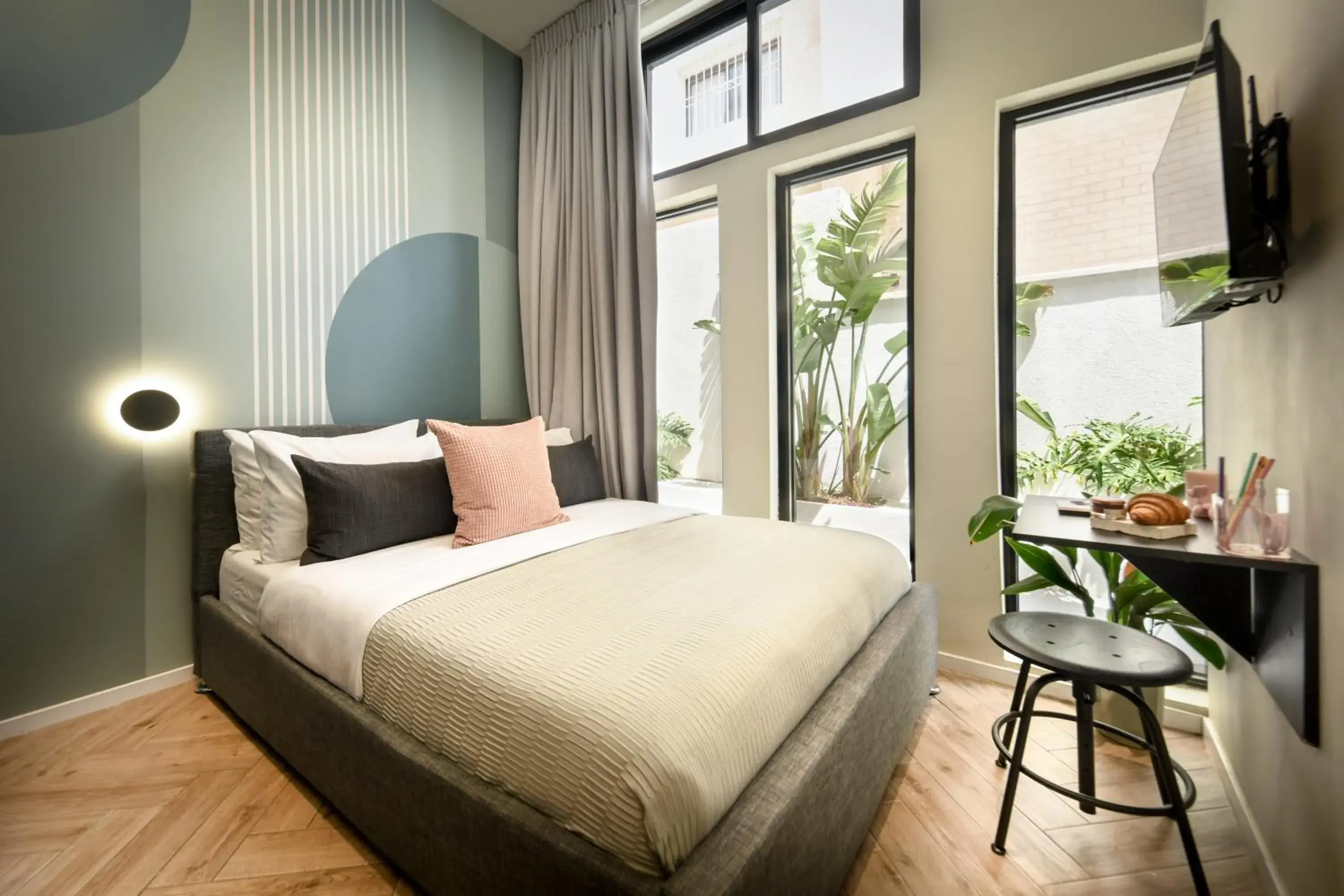 Double Room in Colorbox - by Loginn Tel-Avivian hotels Double Room in Colorbox - by Loginn Tel-Avivian hotels