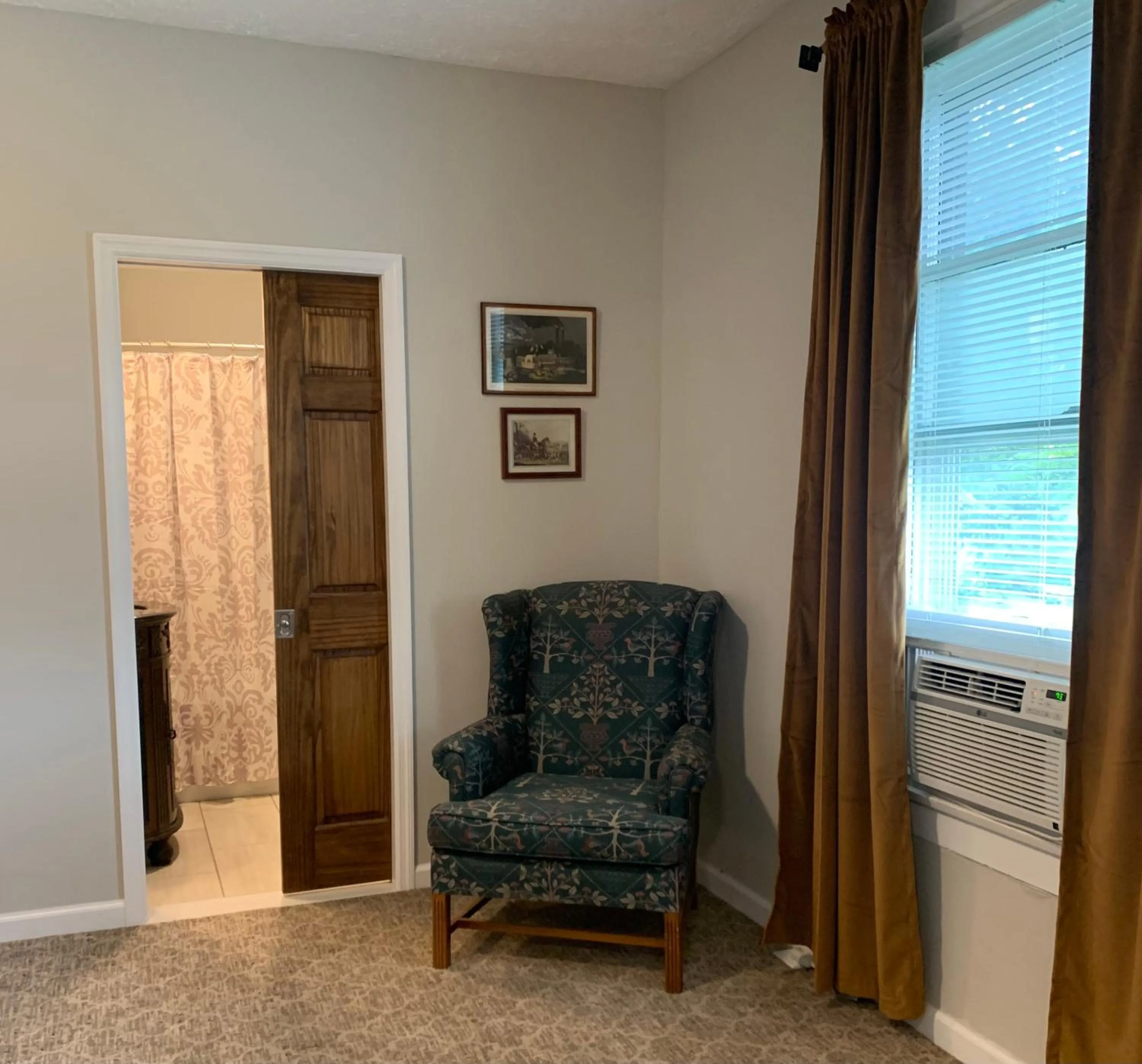 Bedroom in Naples Hotel