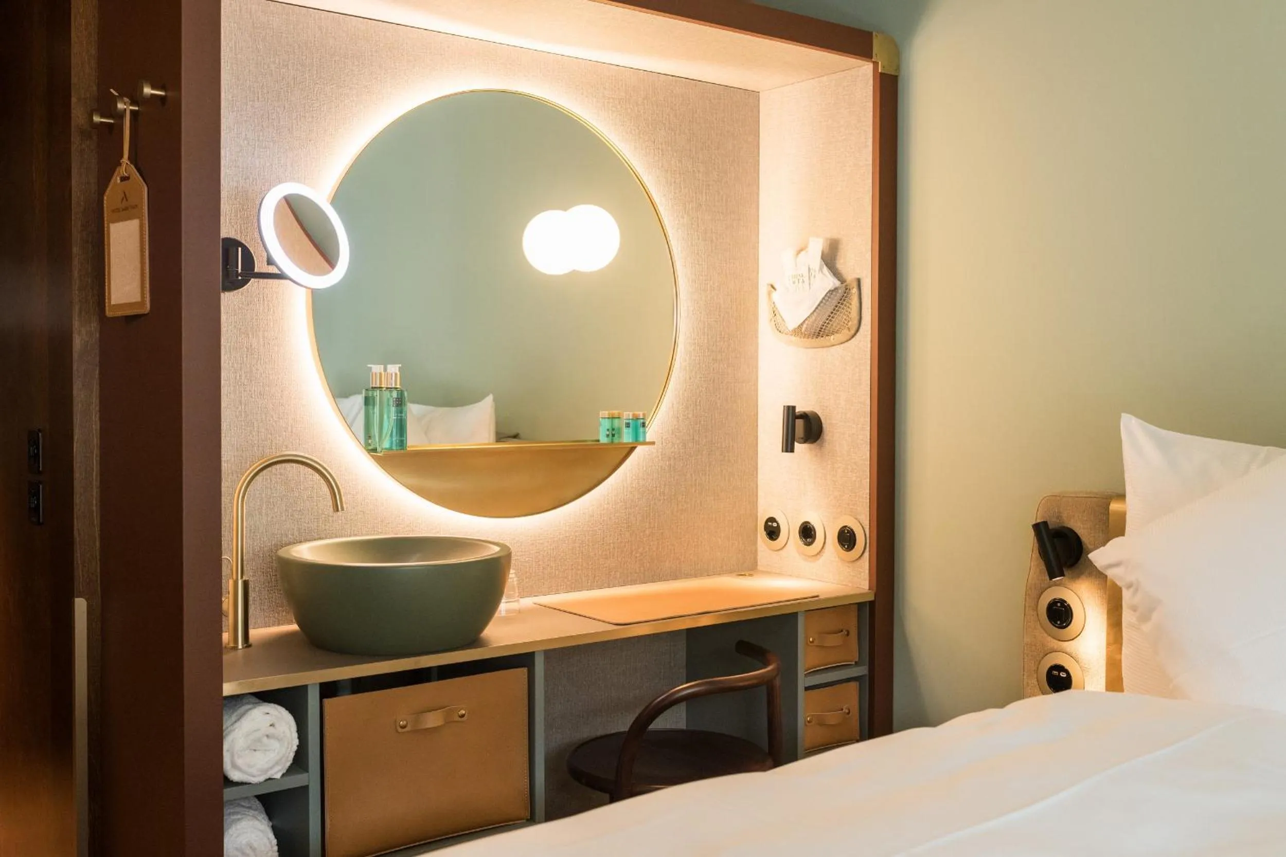 Bed in Hotel Aare Thun