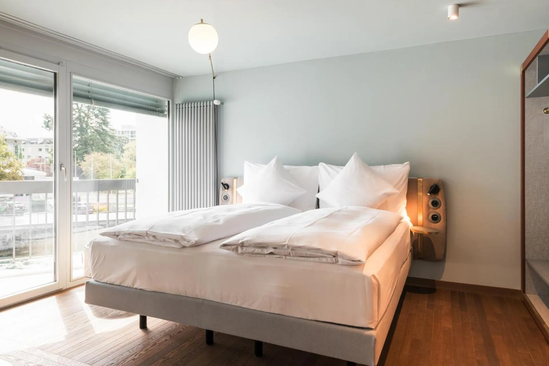 Bed in Hotel Aare Thun