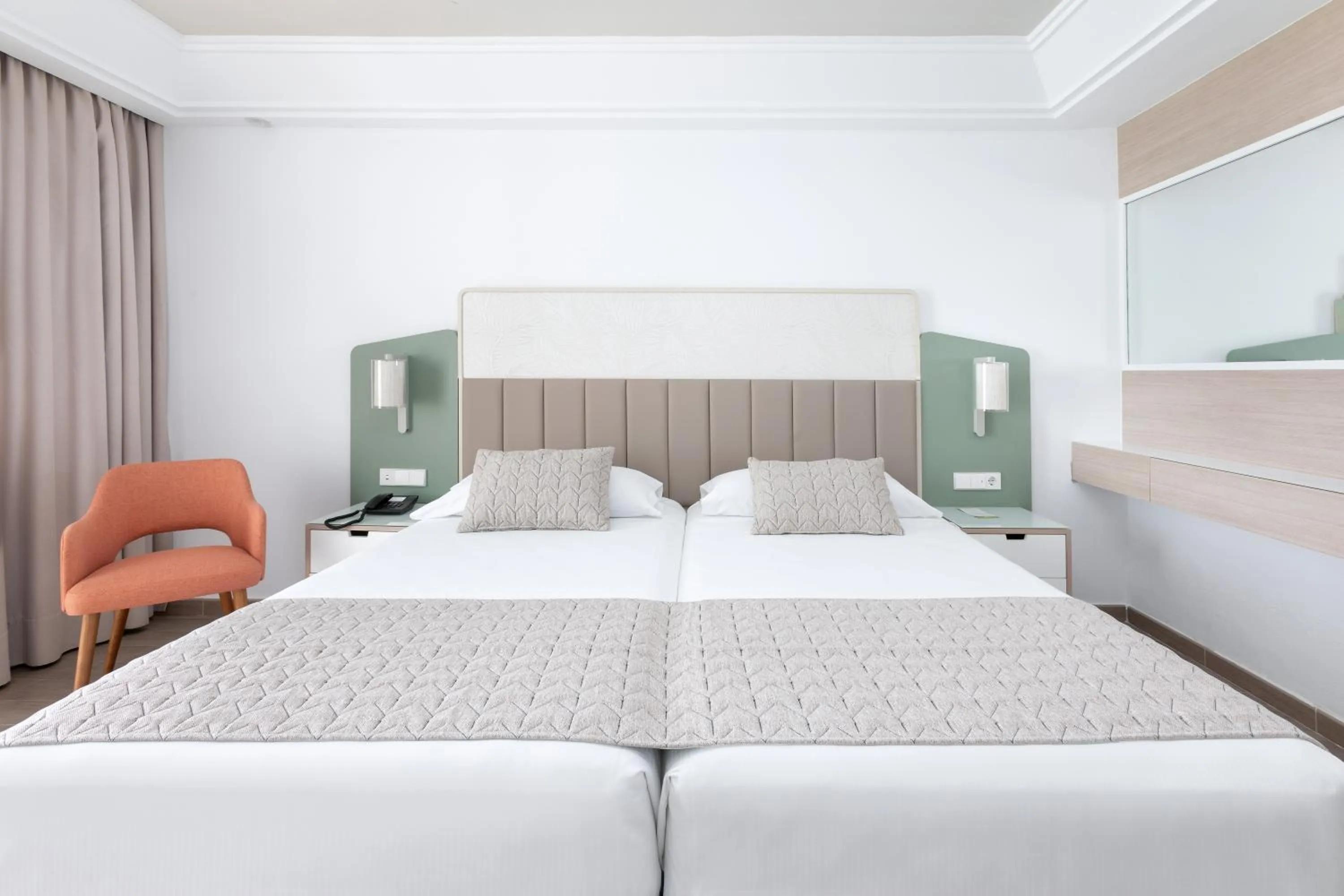 Bed in Hotel Riu Gran Canaria - All Inclusive