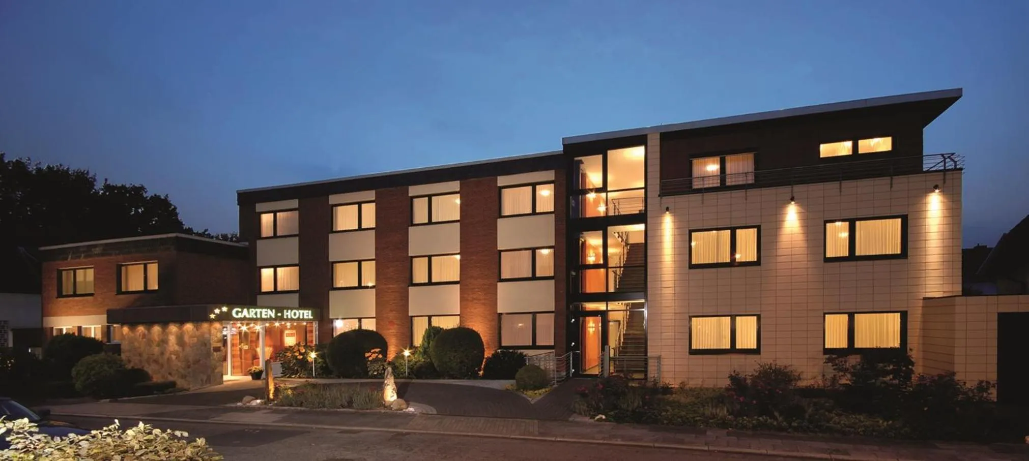 Property building in Garten-Hotel Ponick