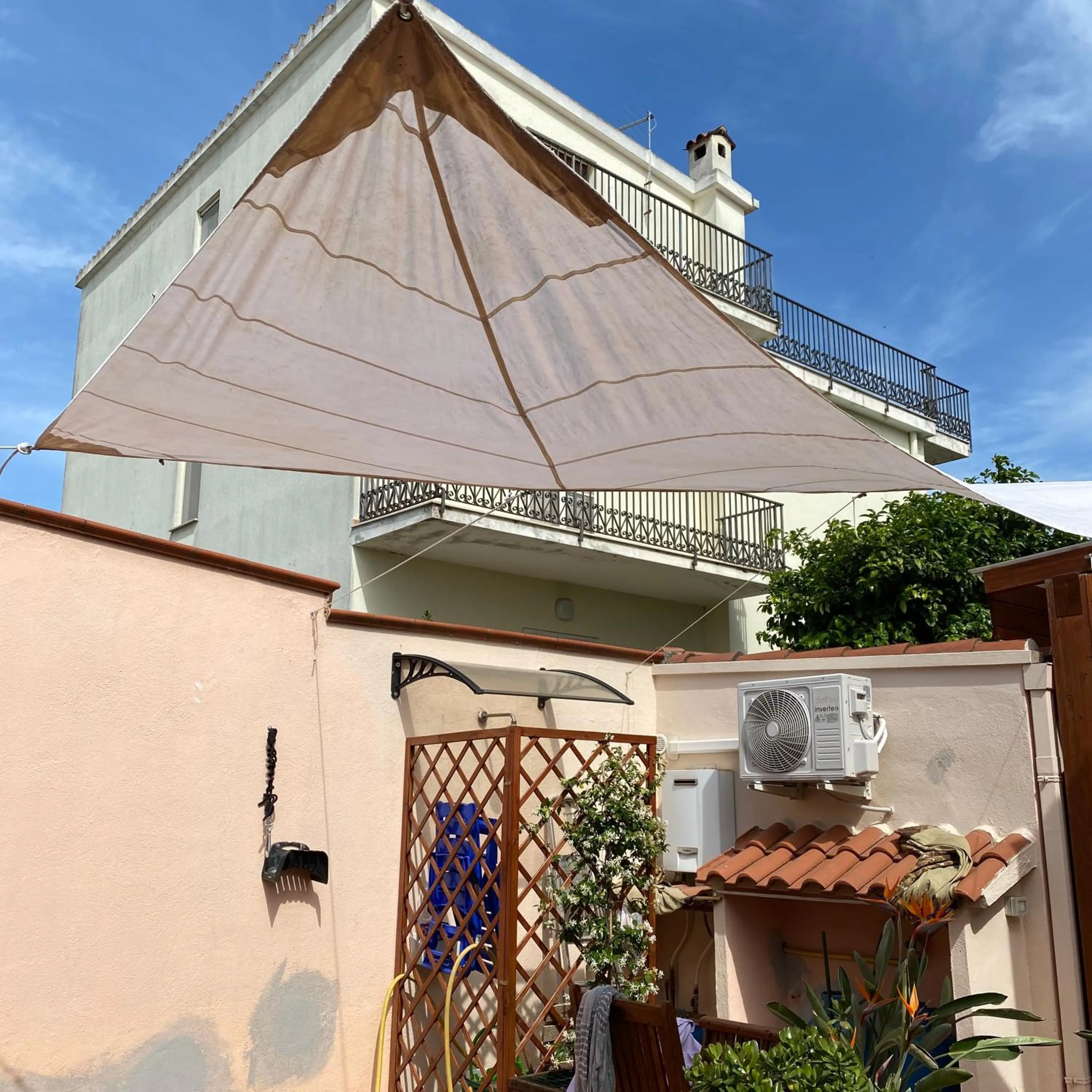 Property building in Villa il Vento e il Mare