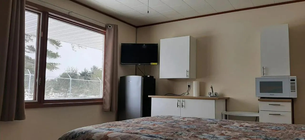 TV and multimedia, Bed in Super Nights Inn