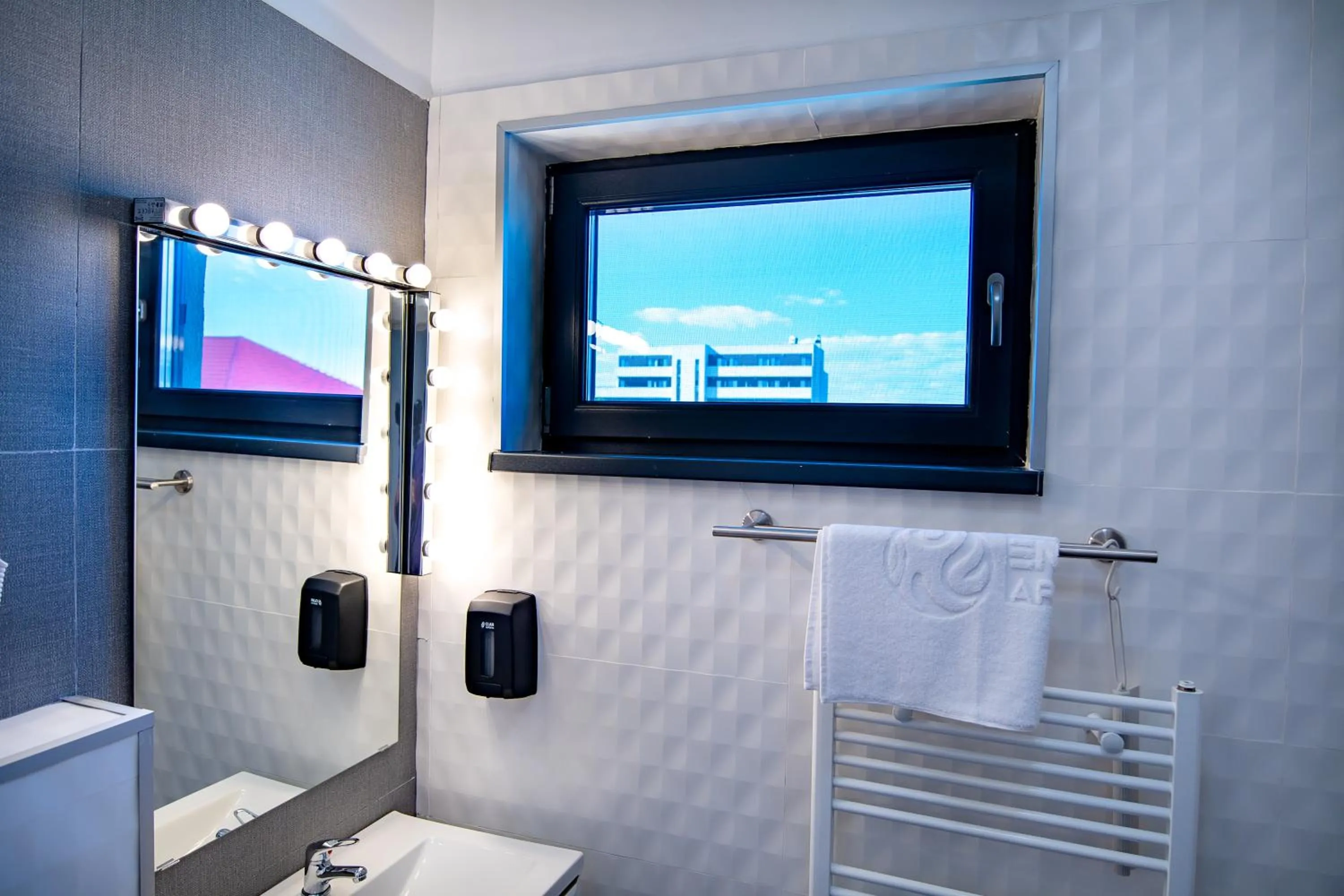 Enjoy Life Apartments