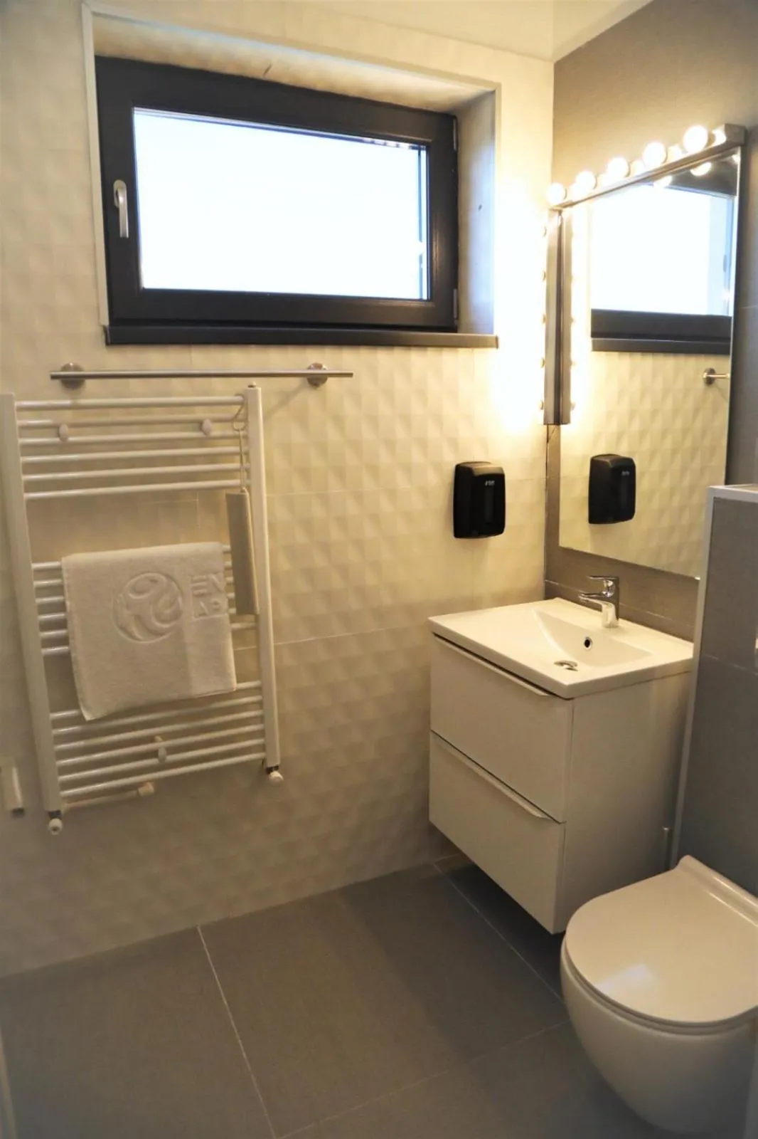 Enjoy Life Apartments