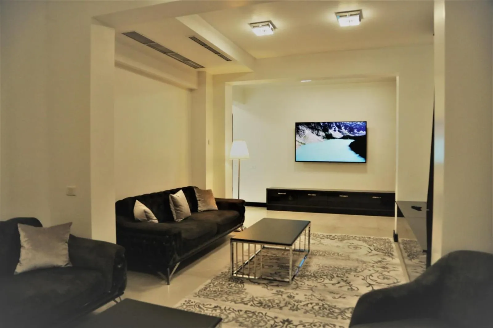 Enjoy Life Apartments