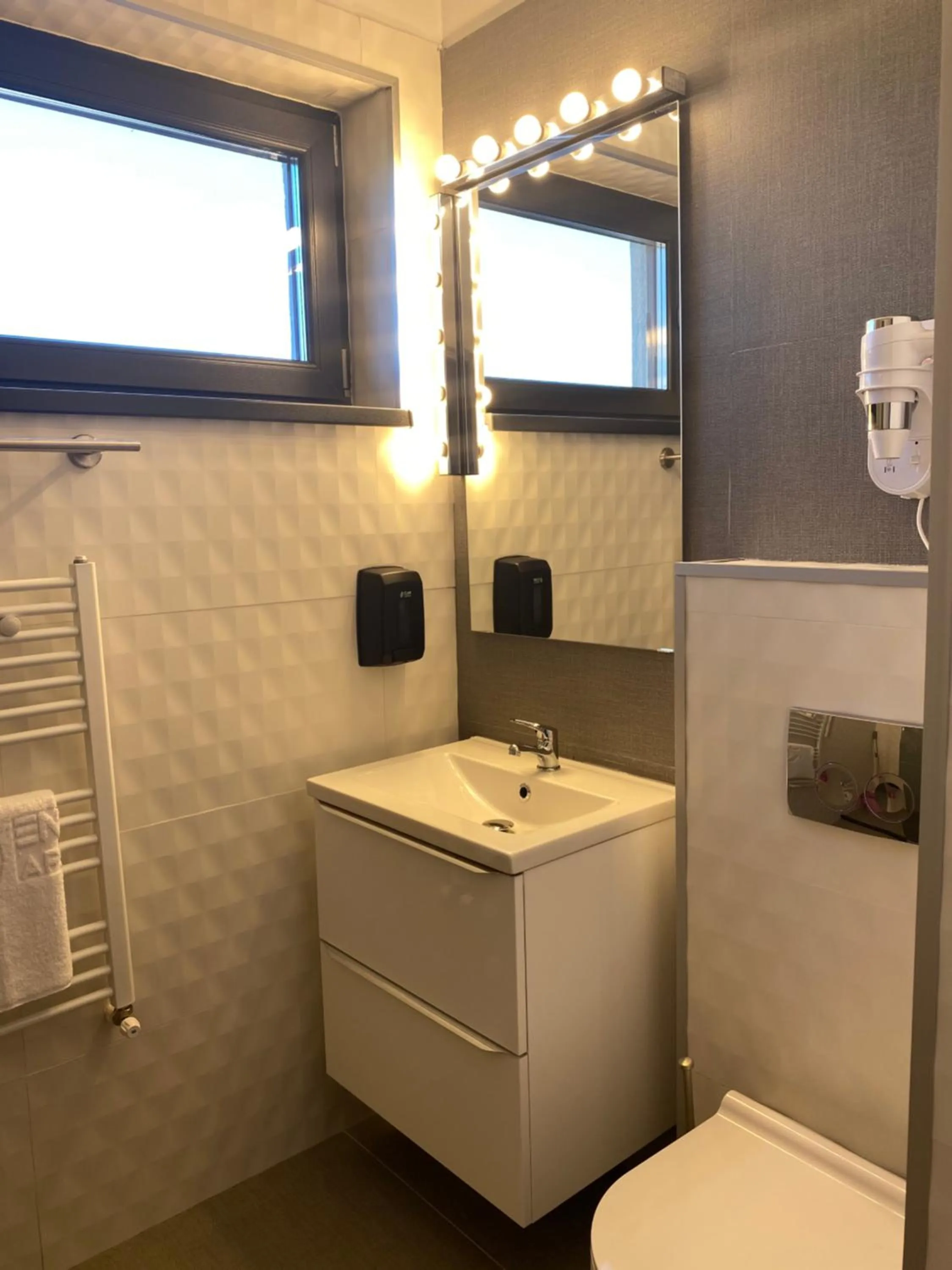 Enjoy Life Apartments