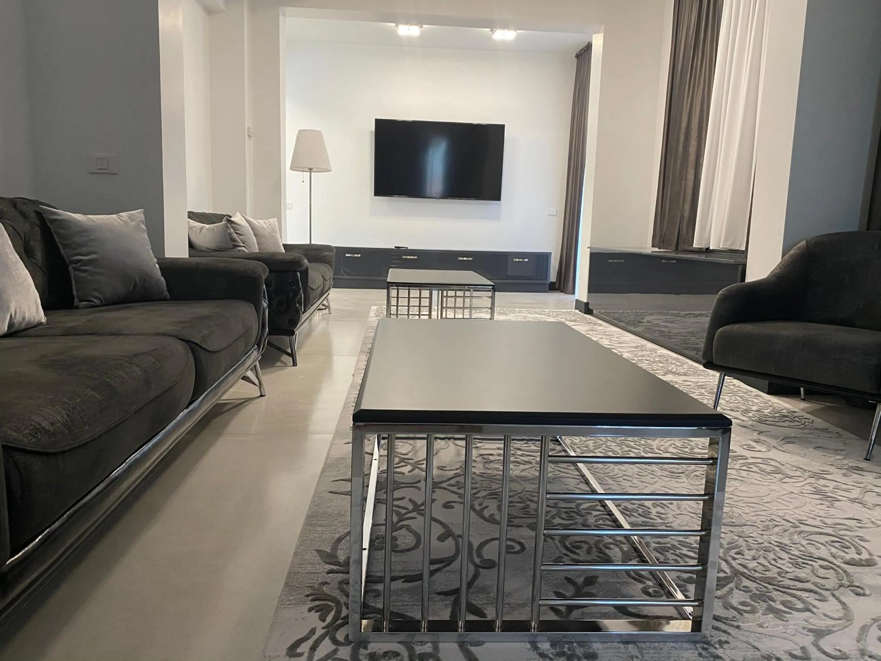 Enjoy Life Apartments