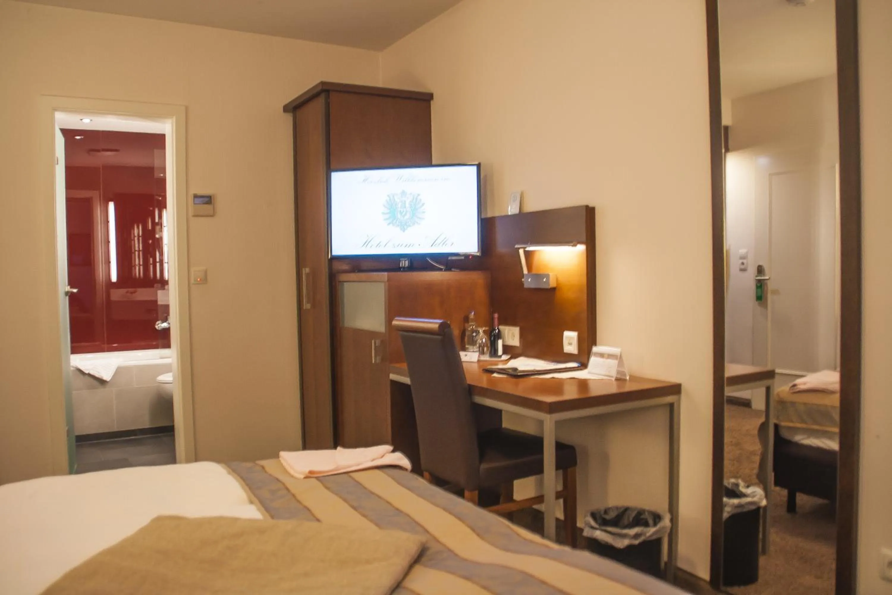 Photo of the whole room, Bed in Hotel zum Adler - Superior