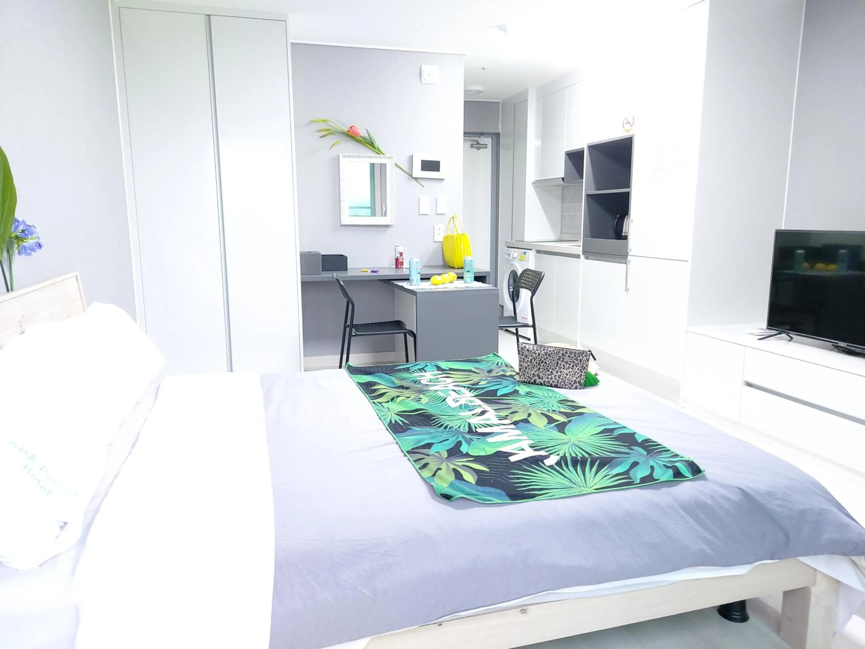 Bed in ARA Palace Hotel