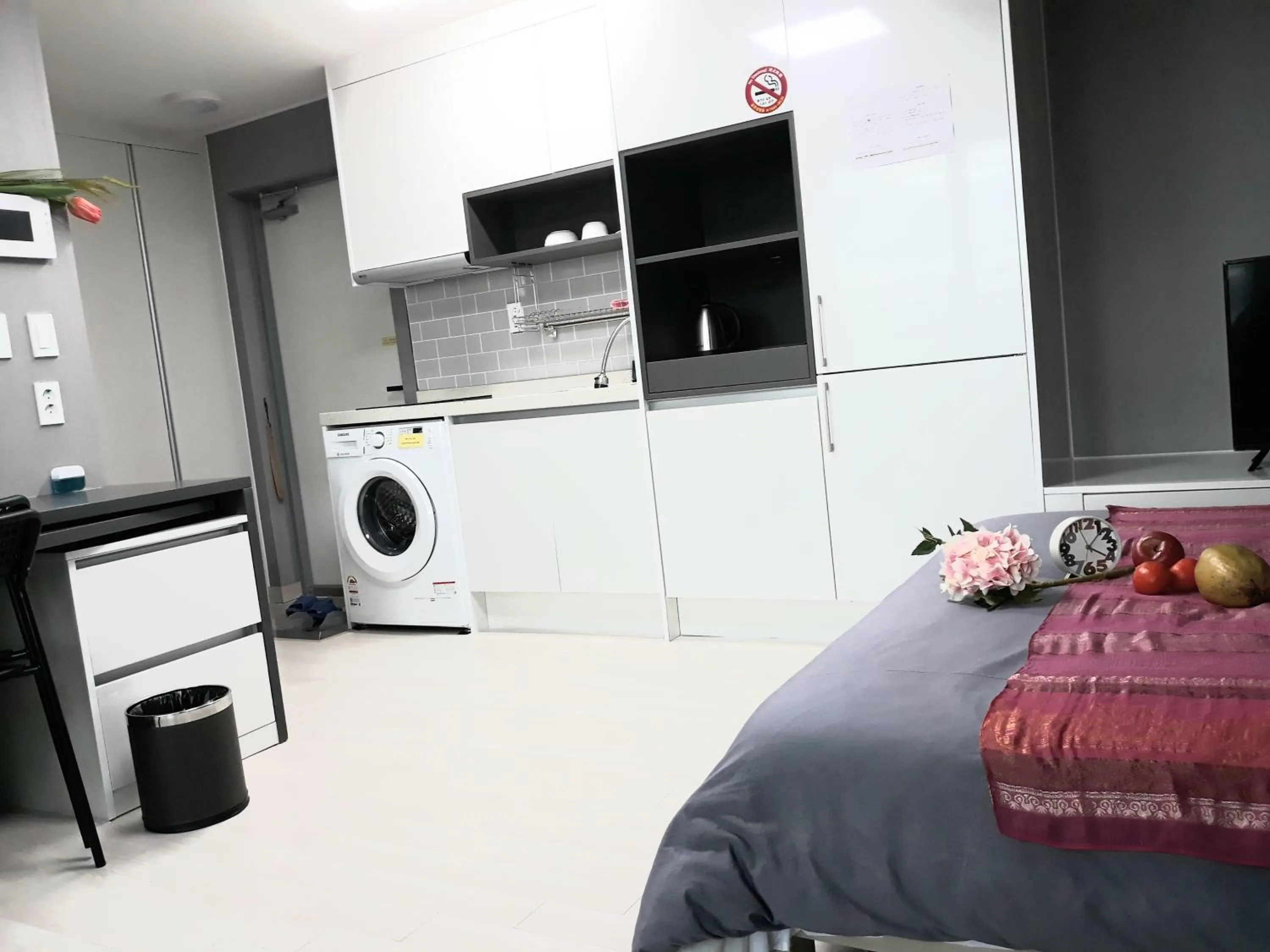 Bed in ARA Palace Hotel