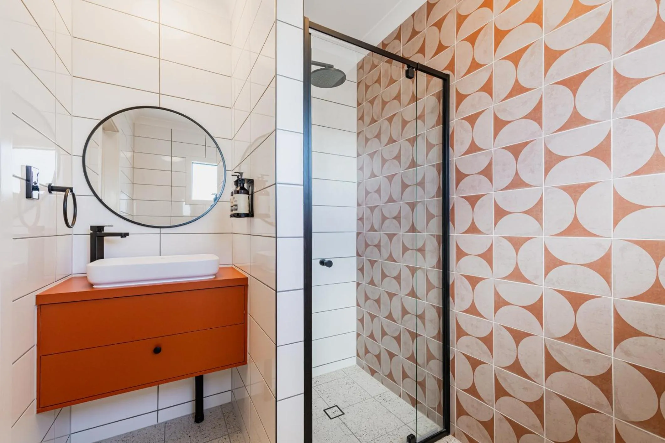 Bathroom in The Queens Gladstone