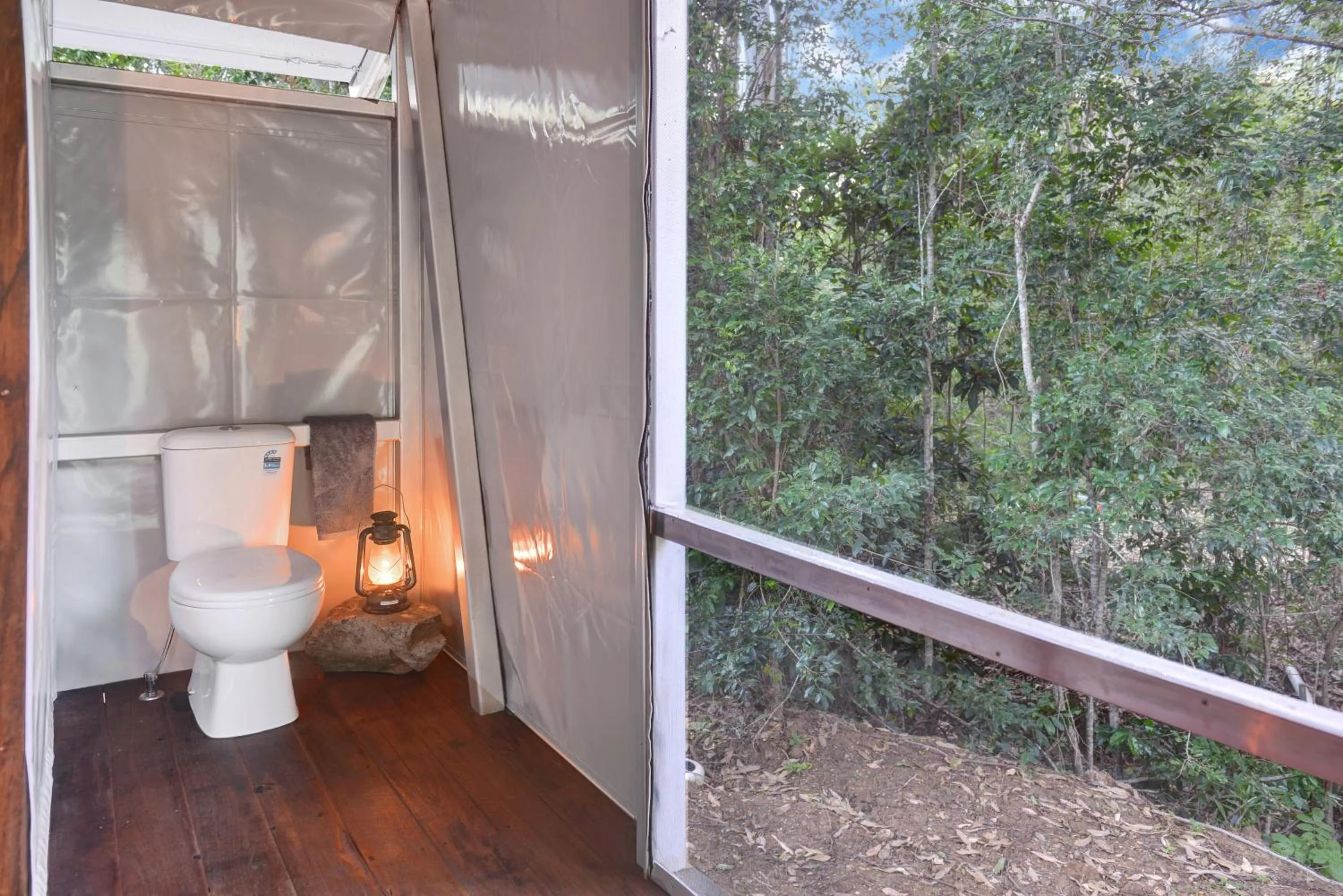 Starry Nights Luxury Camping