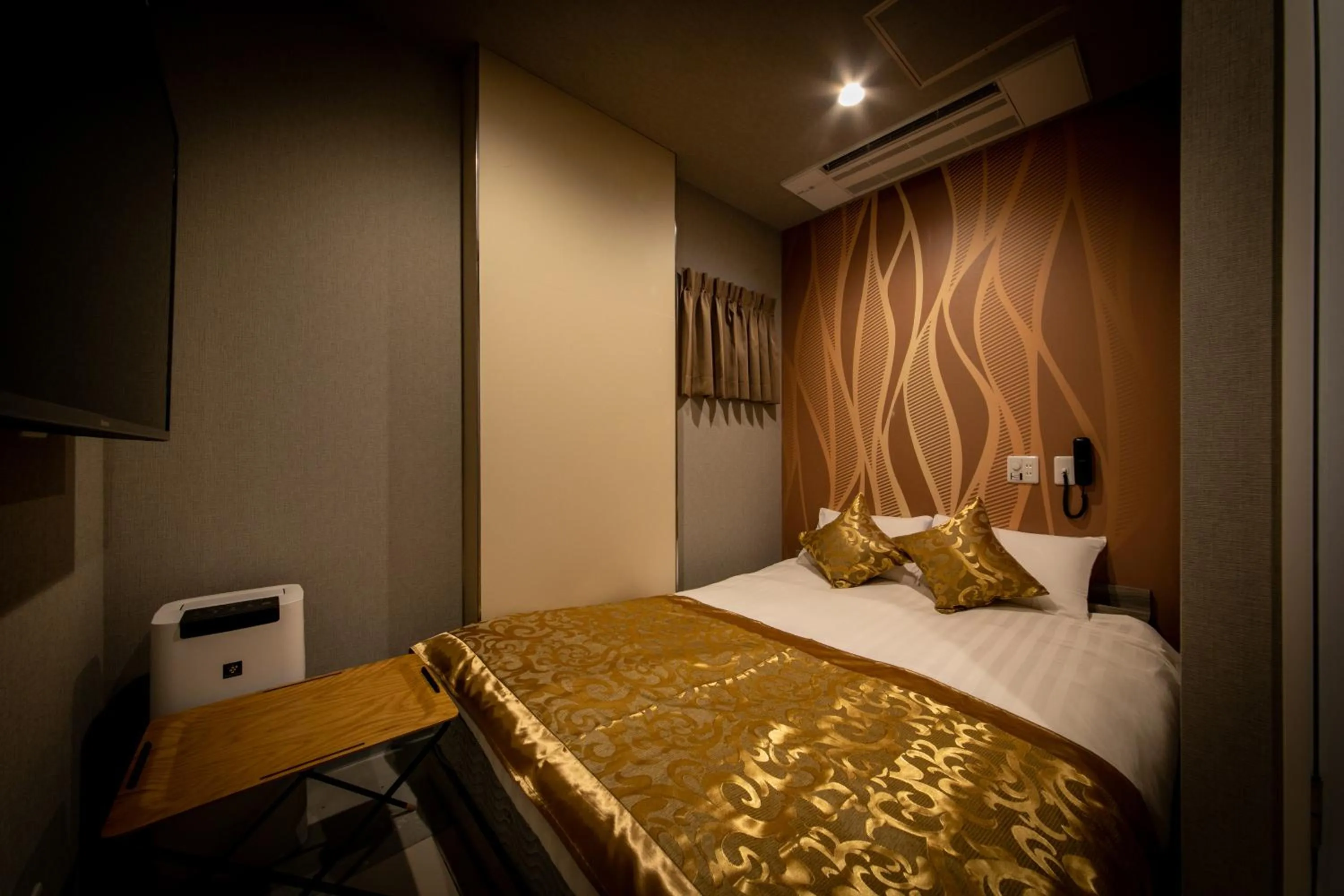 Bedroom, Bed in HOTEL BLAX