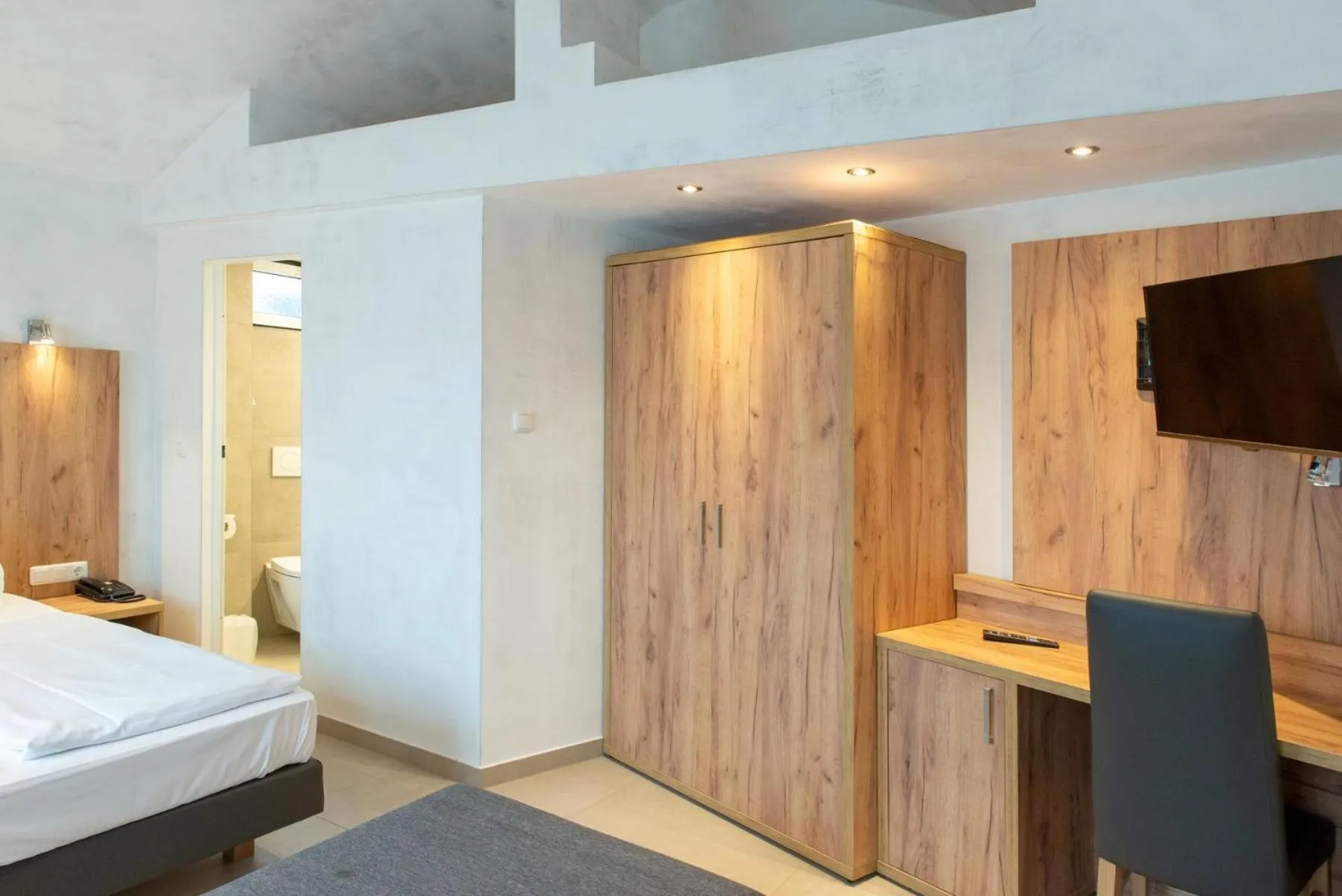 Bed in Hotel Fischertor