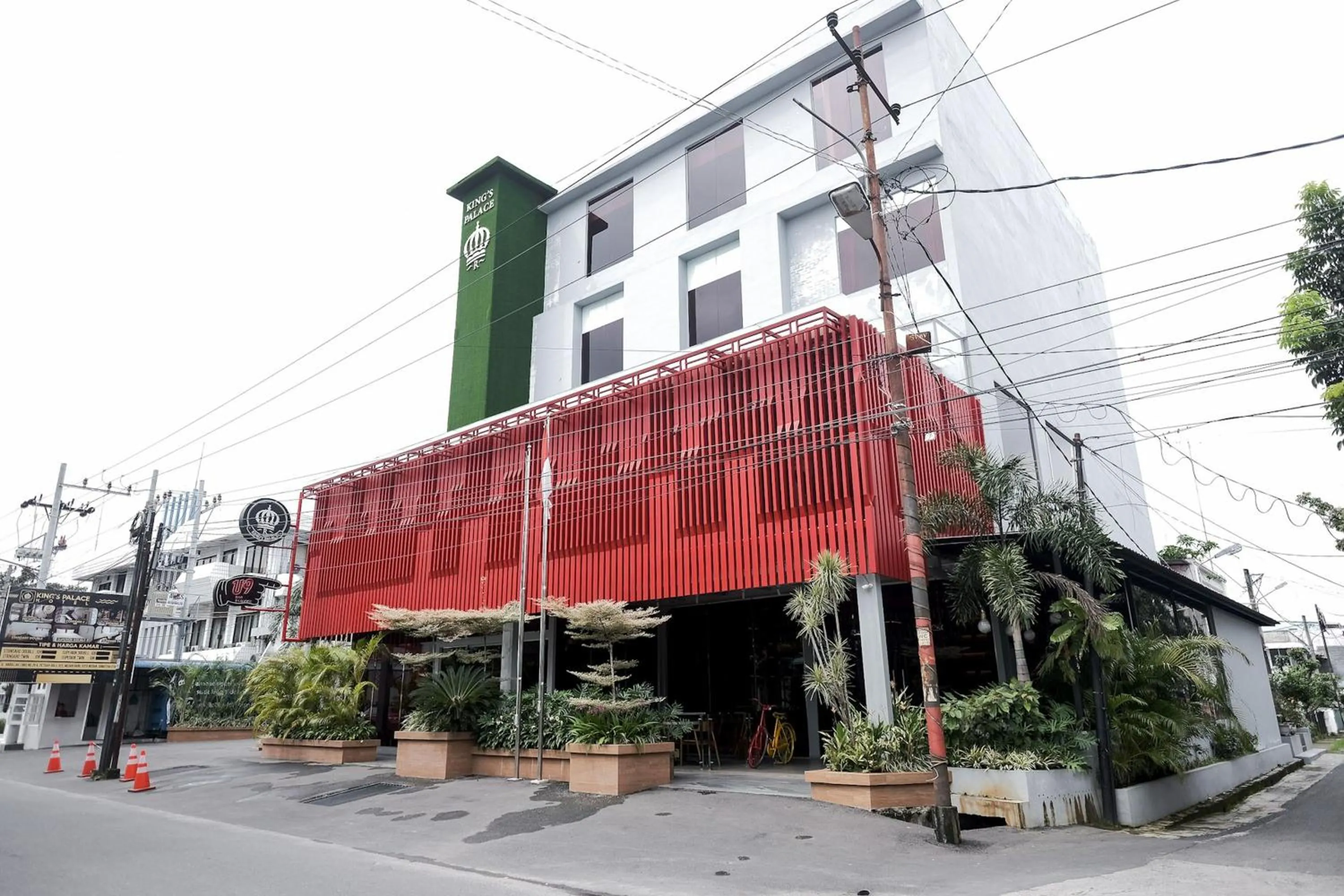 Property building in King's Palace Medan RedPartner