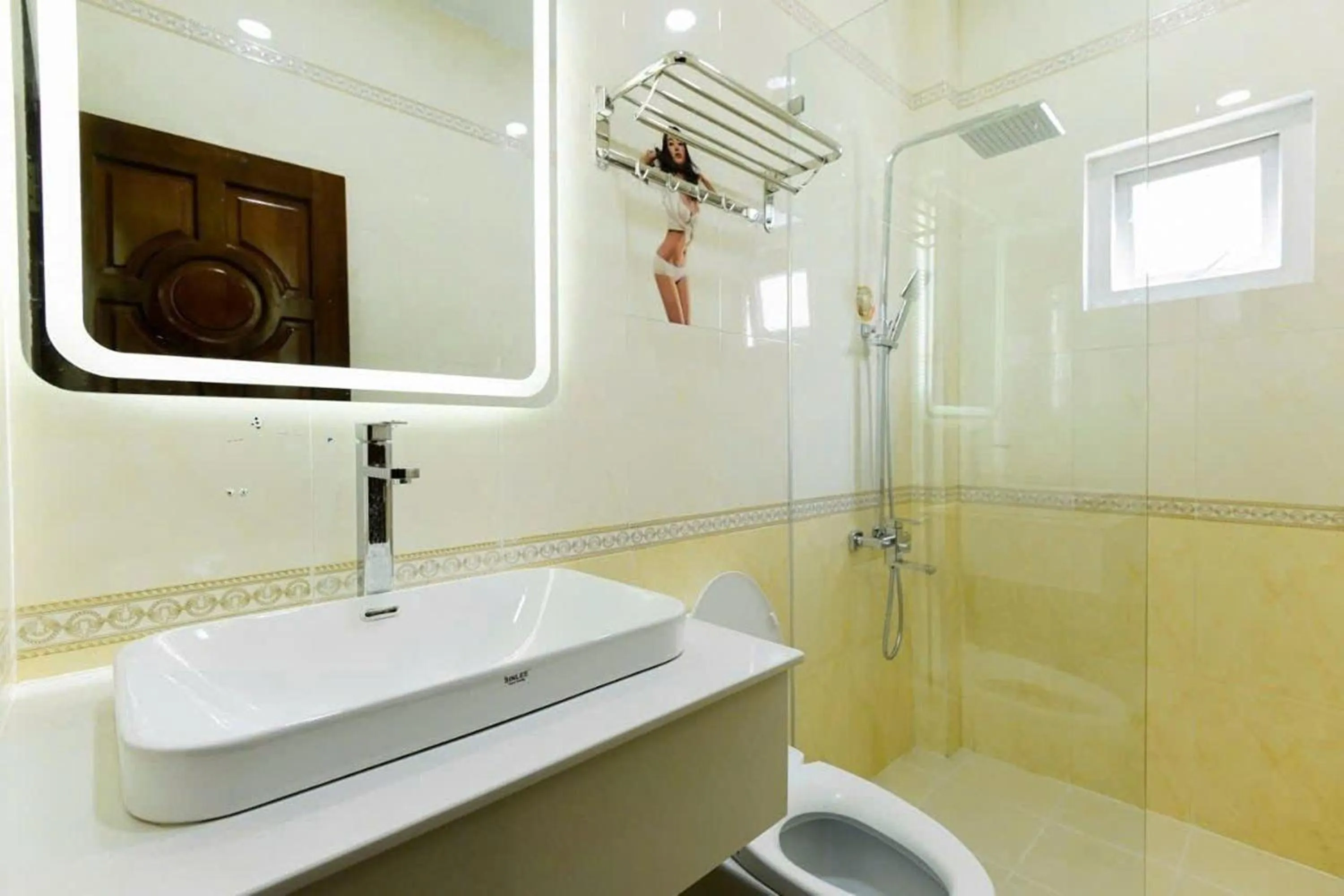 Bathroom in Venice 1 Hotel