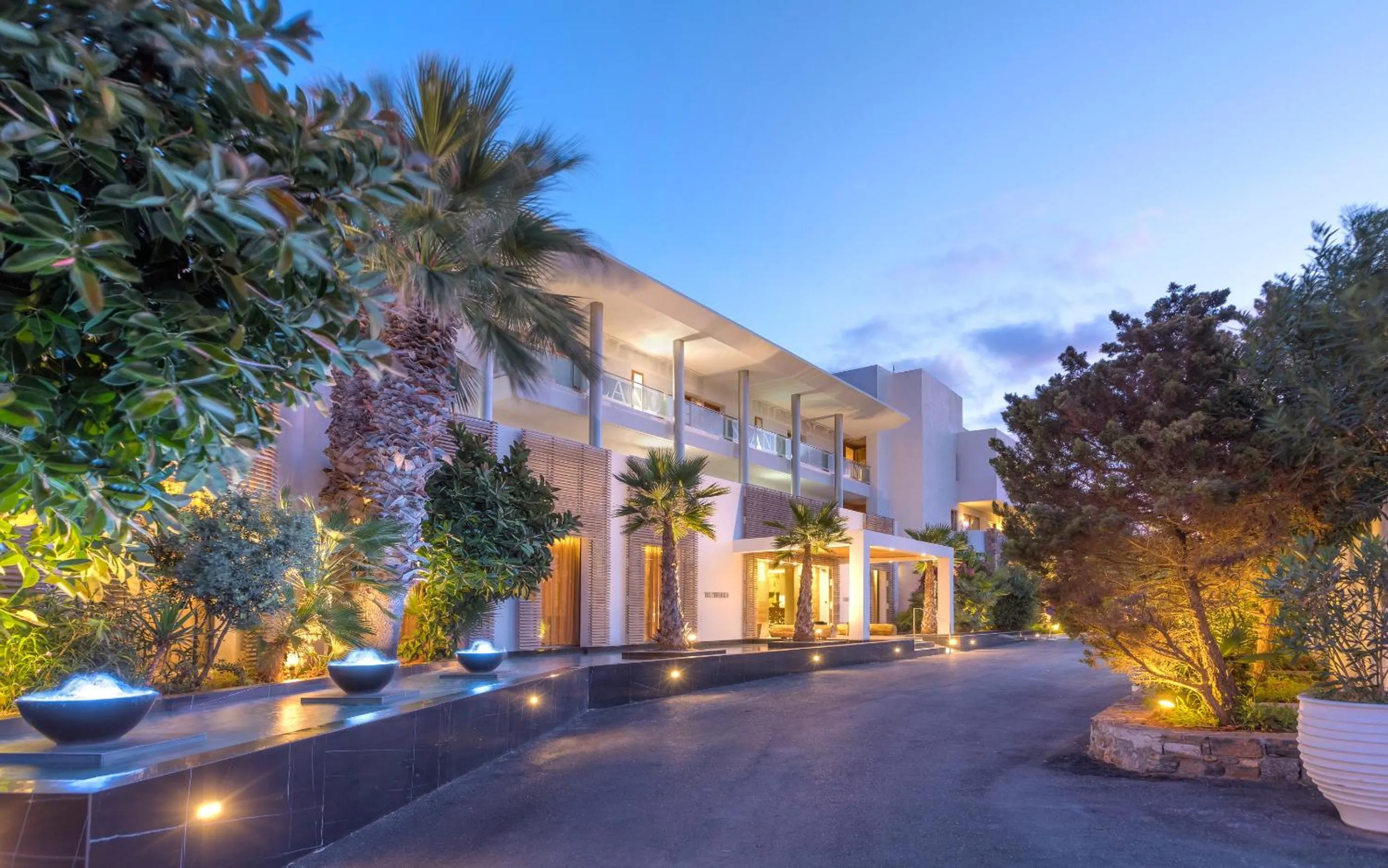 Facade/entrance in The Island Hotel - Adults Only -