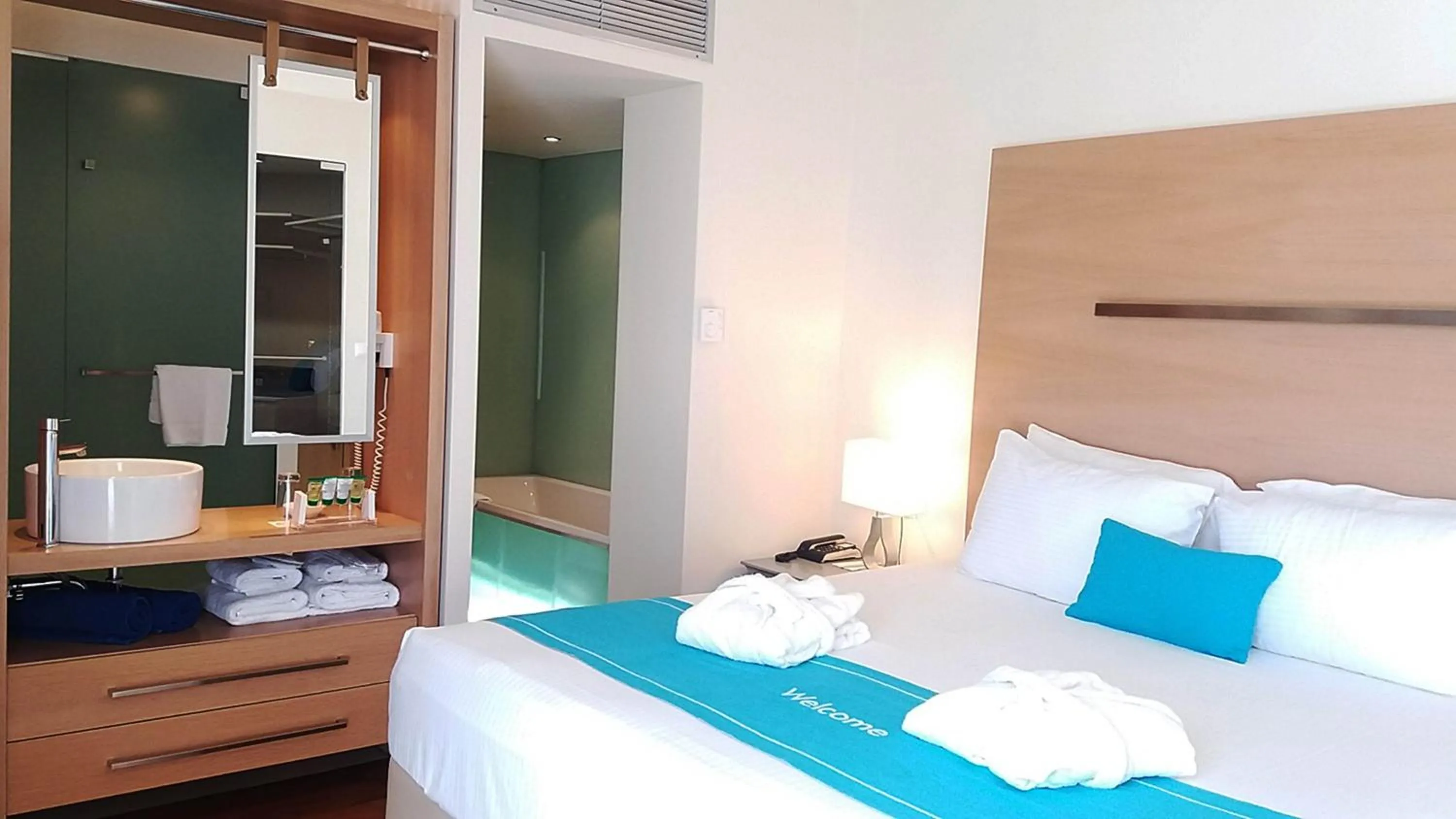 Bedroom, Bed in The Island Hotel - Adults Only -