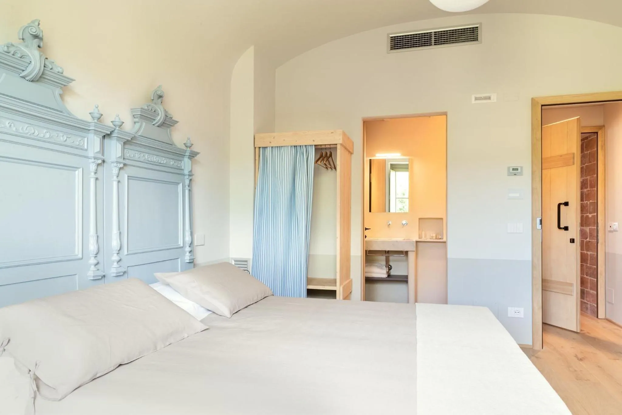 Bedroom, Bed in CUGUSI BnB