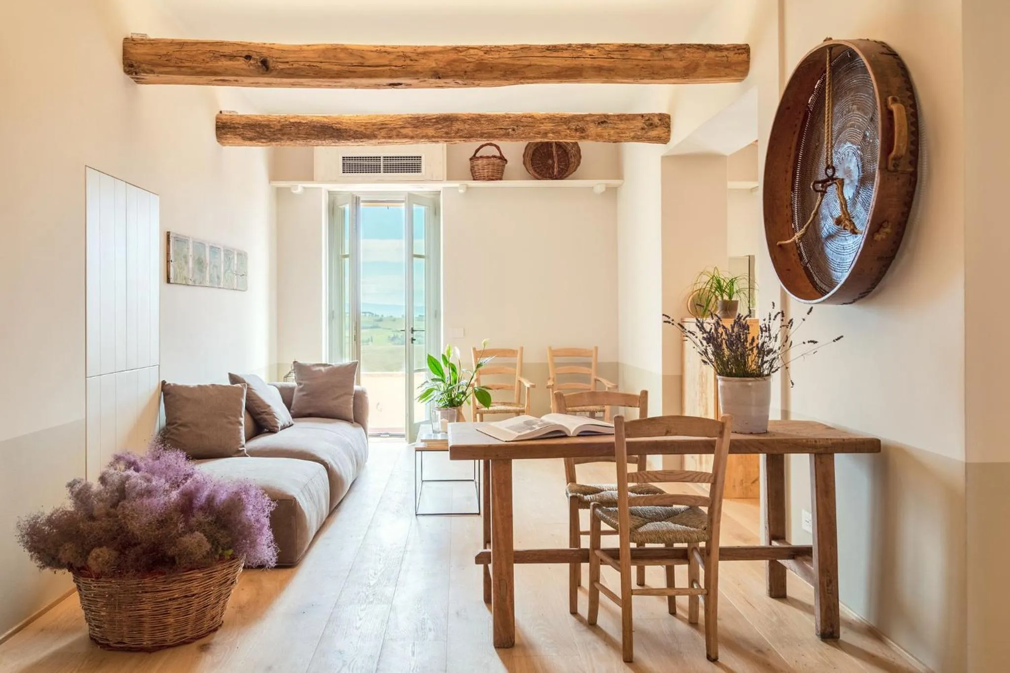 Living room in CUGUSI BnB