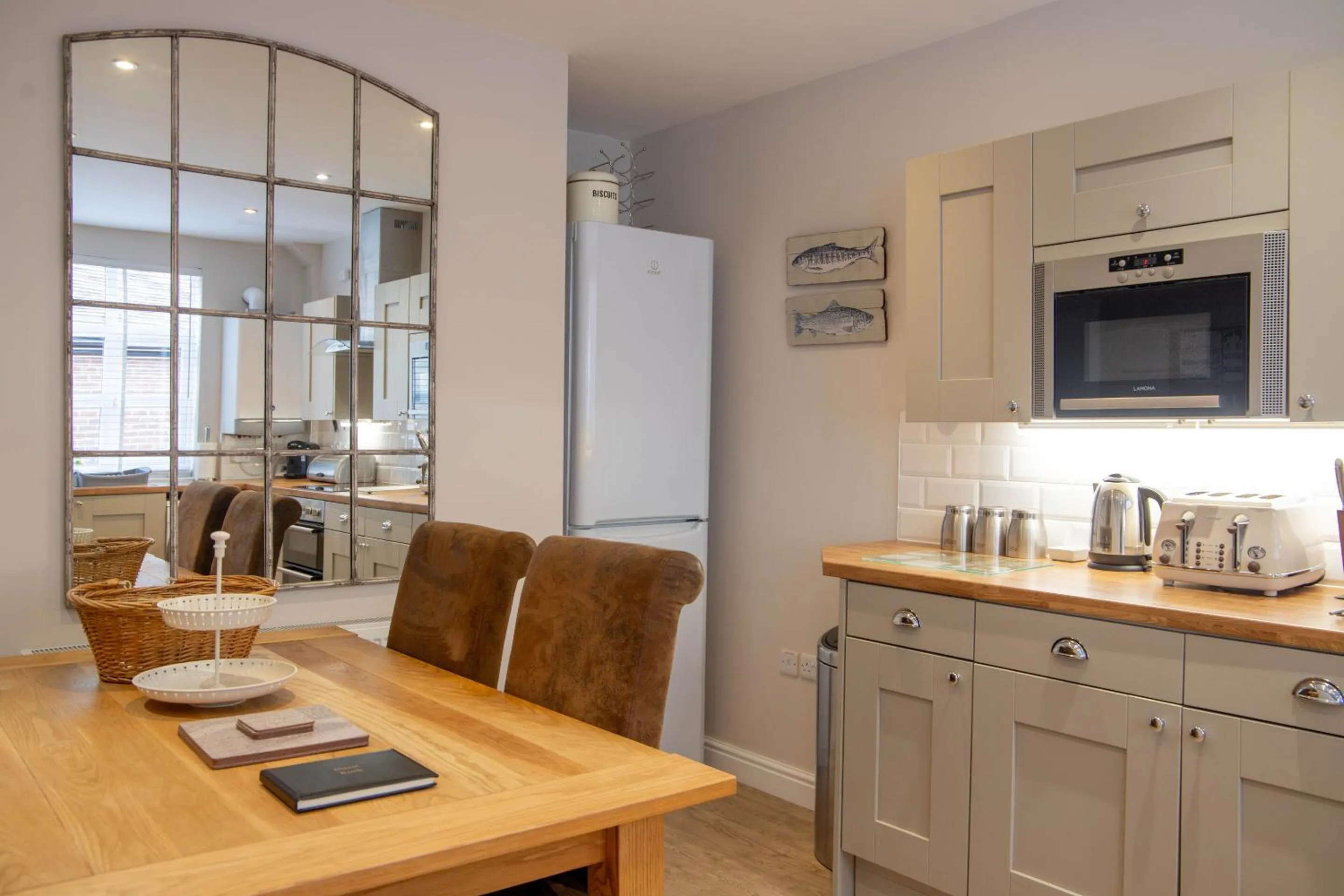 Kitchen or kitchenette in Ironmasters House