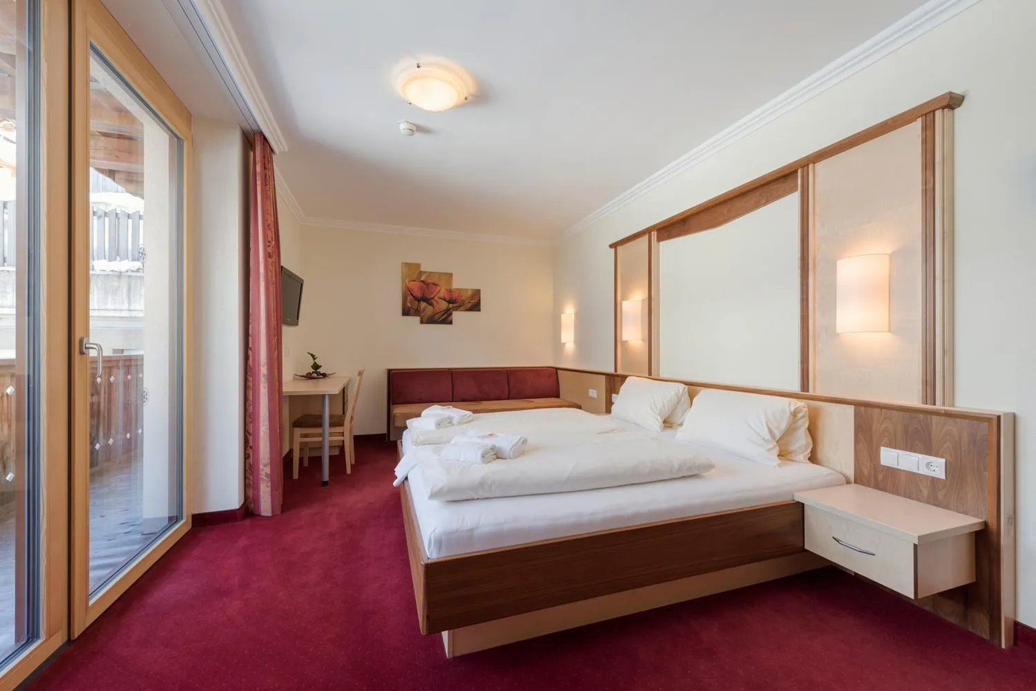 Bed in Hotel Abendrot by Alpeffect Hotels
