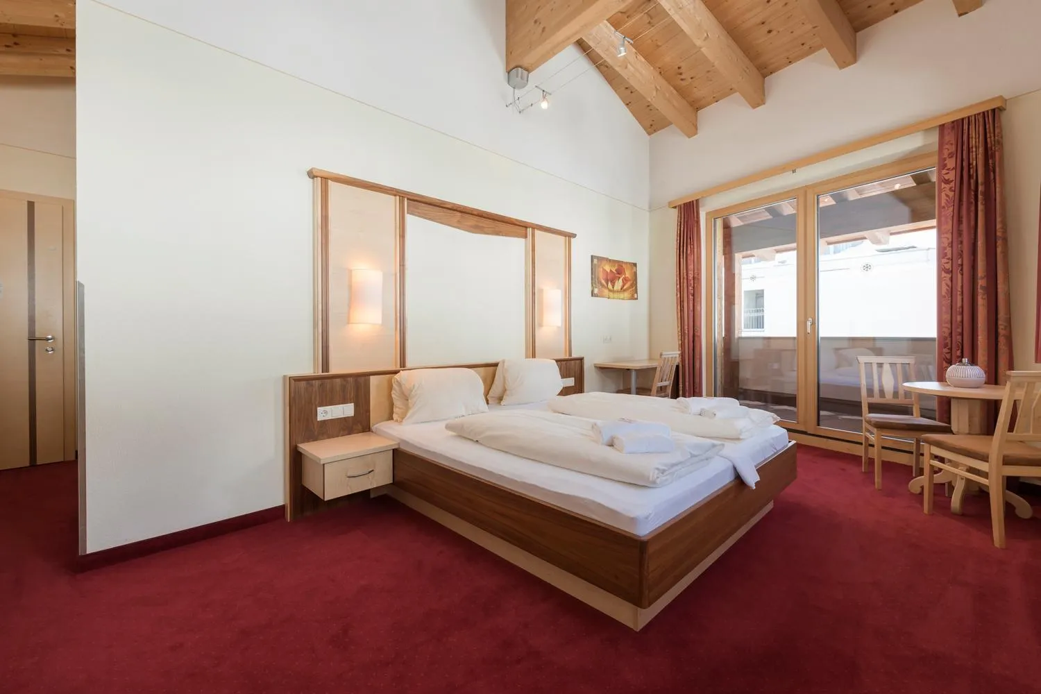 Bed in Hotel Abendrot by Alpeffect Hotels