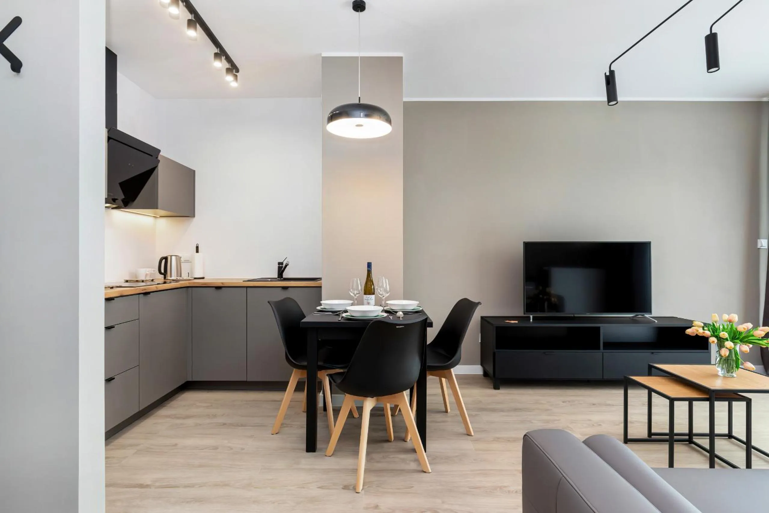 Living room in Modern City Center Apartments by Noclegi Renters