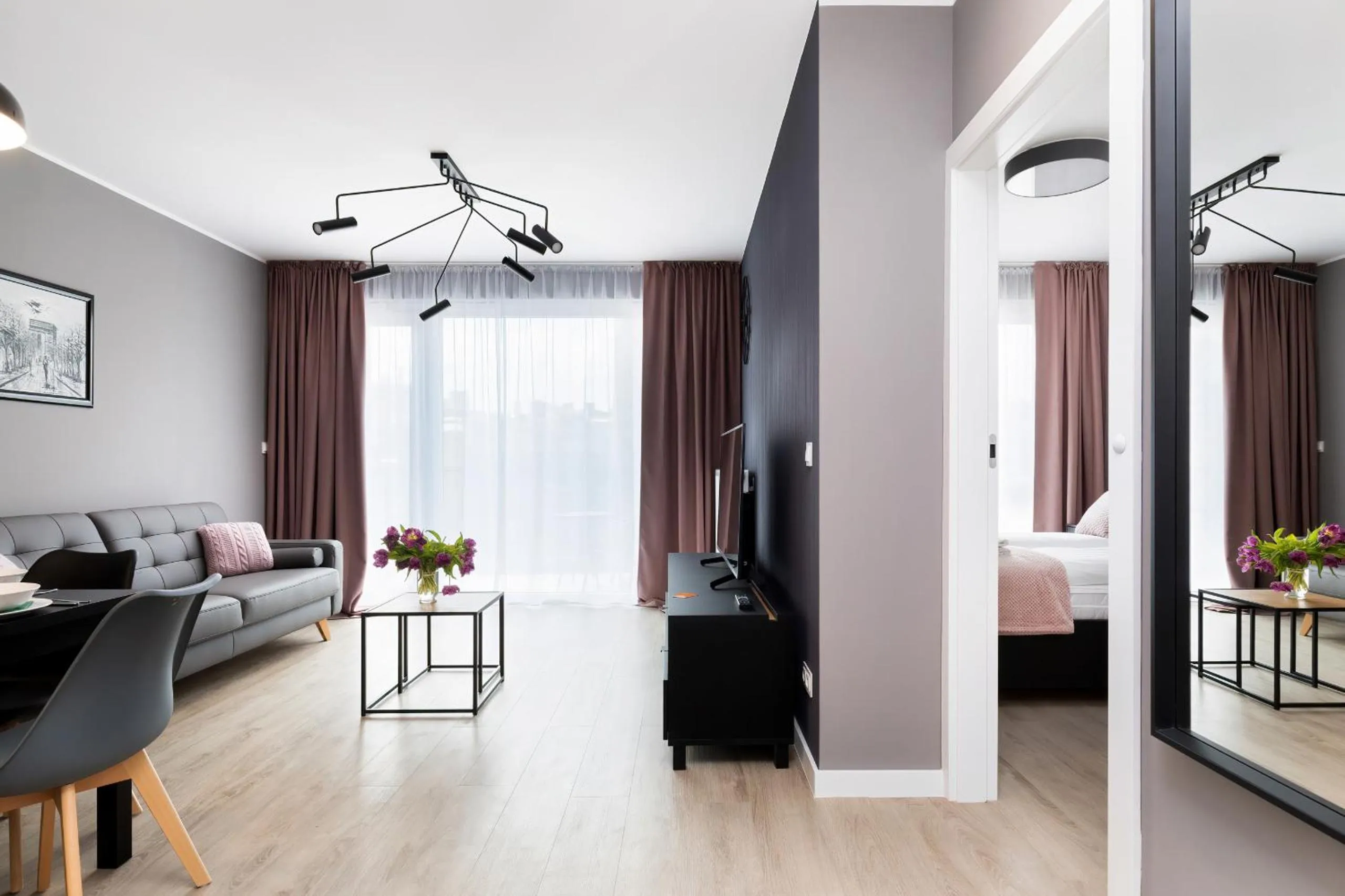 Floor plan, Bed in Modern City Center Apartments by Noclegi Renters