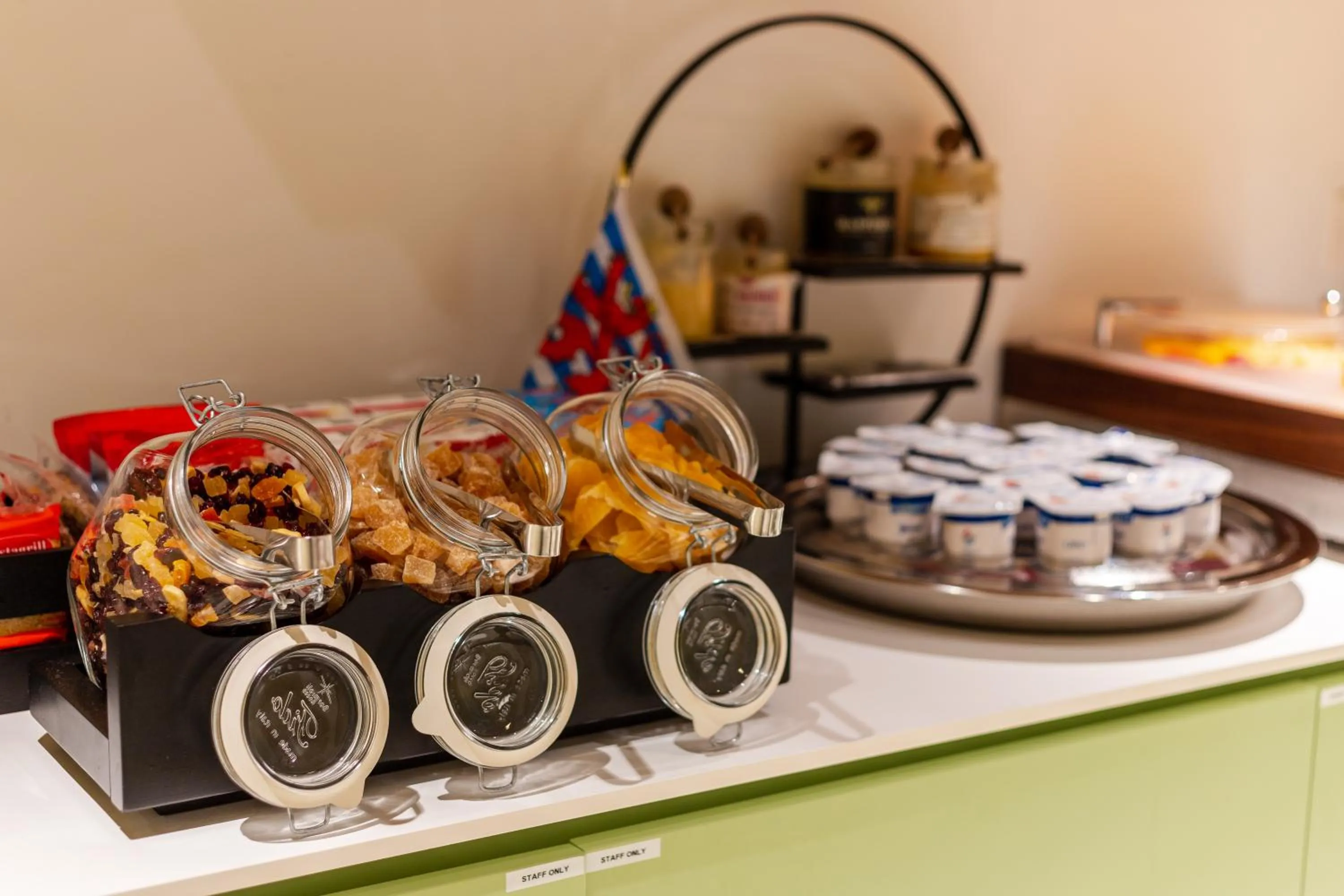 Breakfast in Kazakiwi