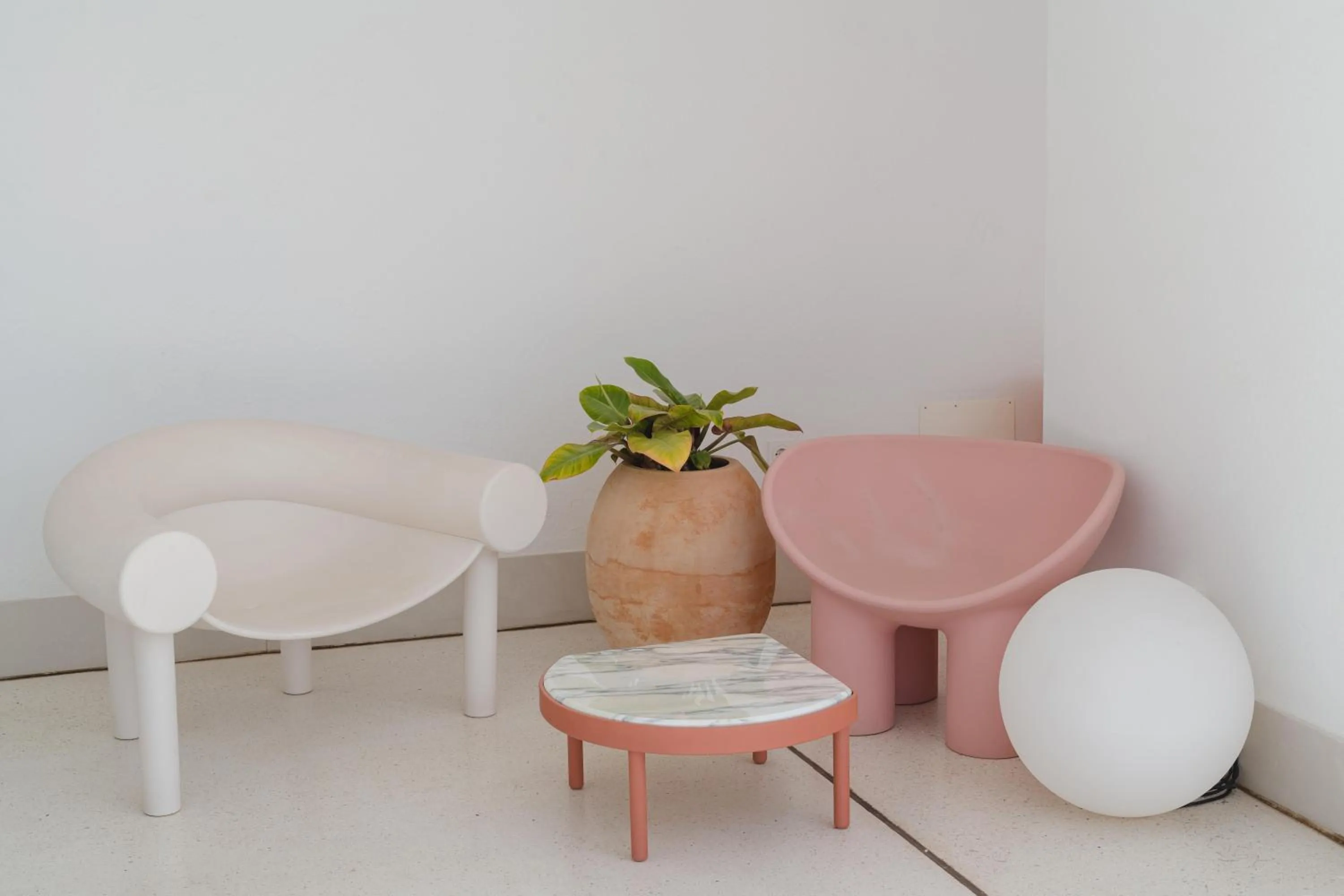 Property building in Plus Fariones Habitat