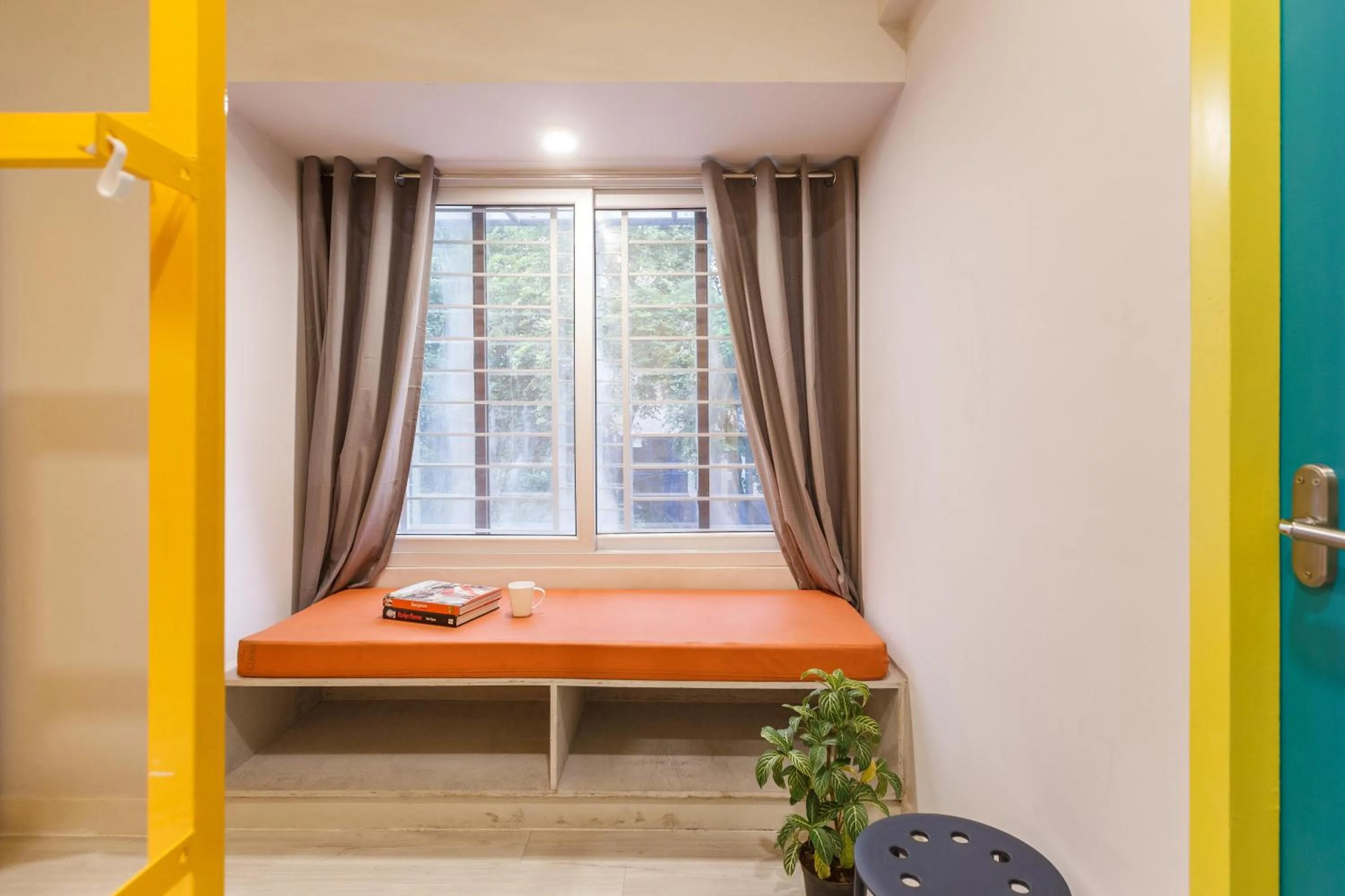 Seating area, Bed in Locul Central - Church Street