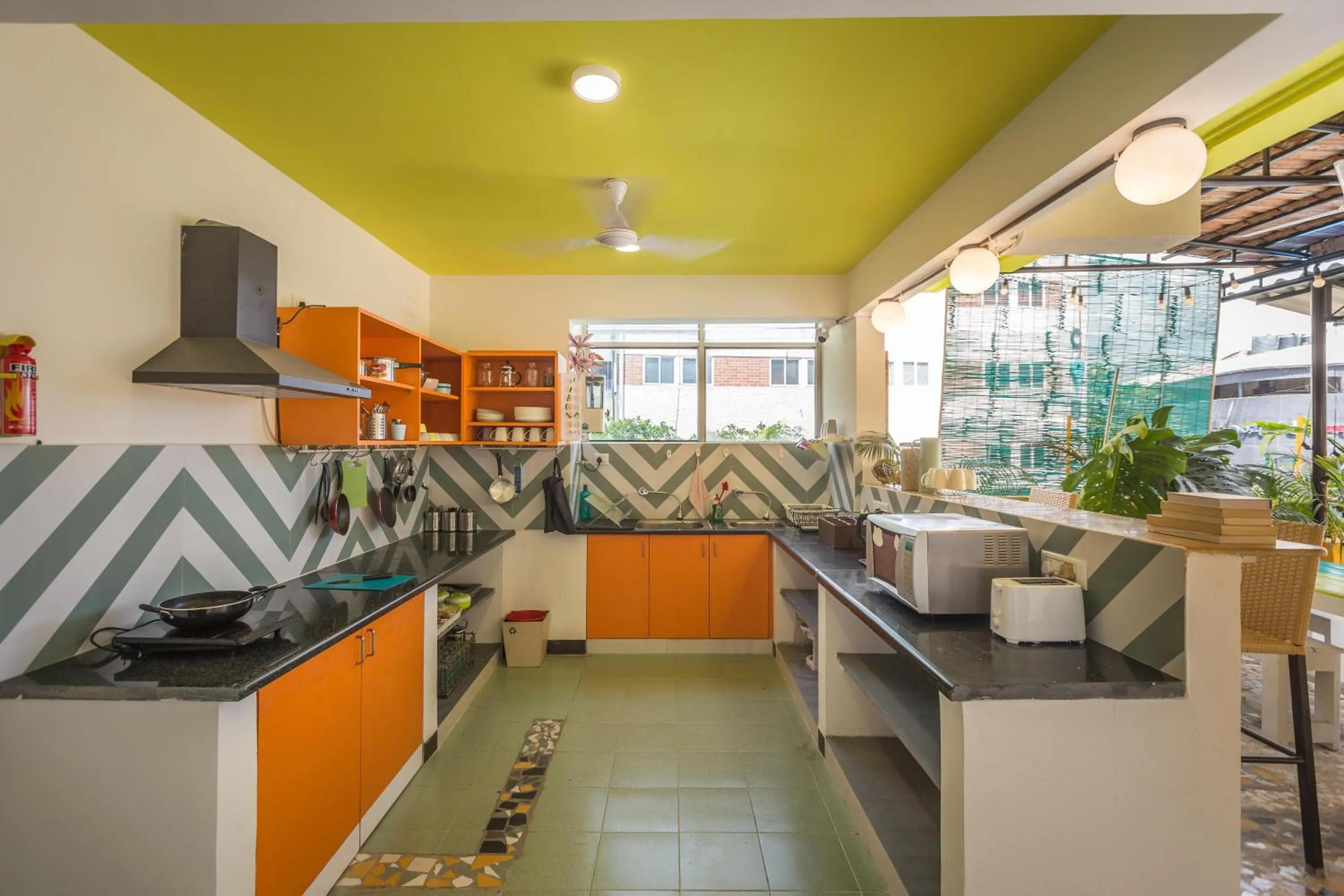 Kitchen or kitchenette in Locul Central - Church Street