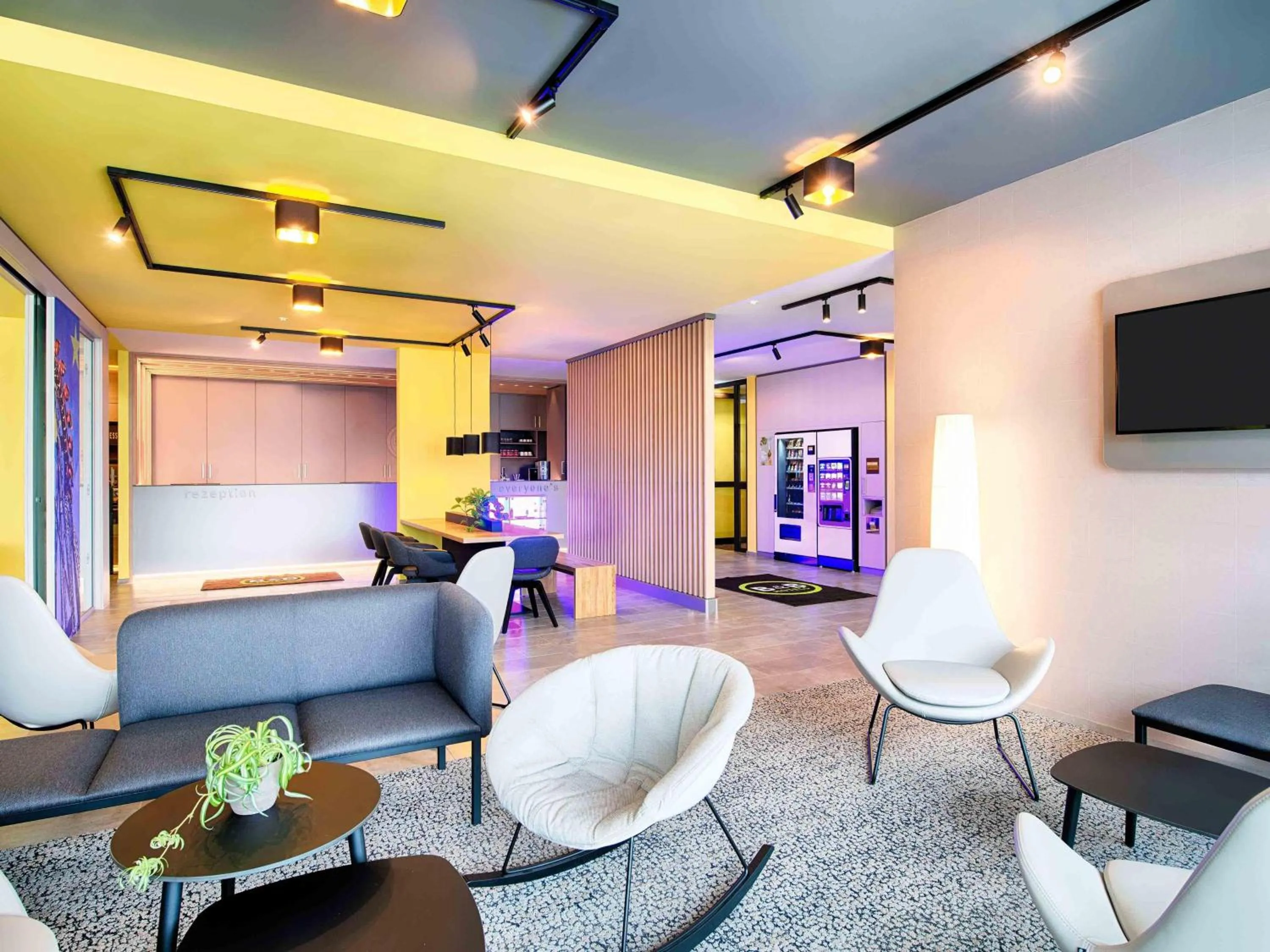 Lobby or reception in B&B Hotel Rust-Ettenheim