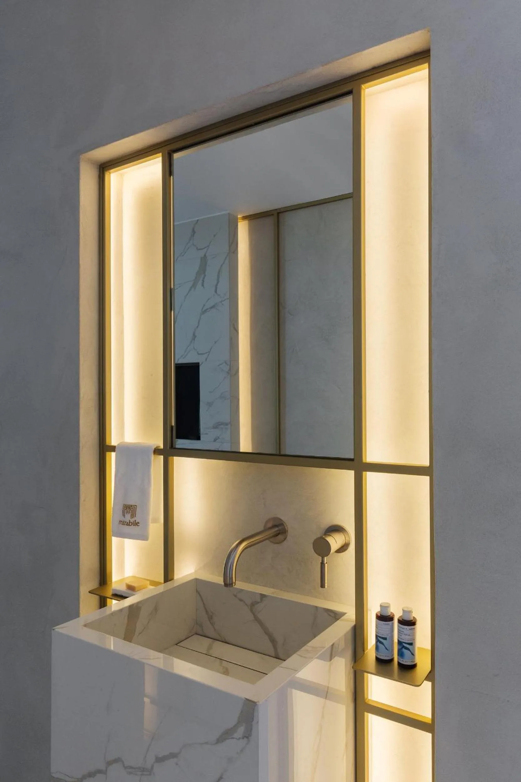 Bathroom in Mirabile Luxury Suites