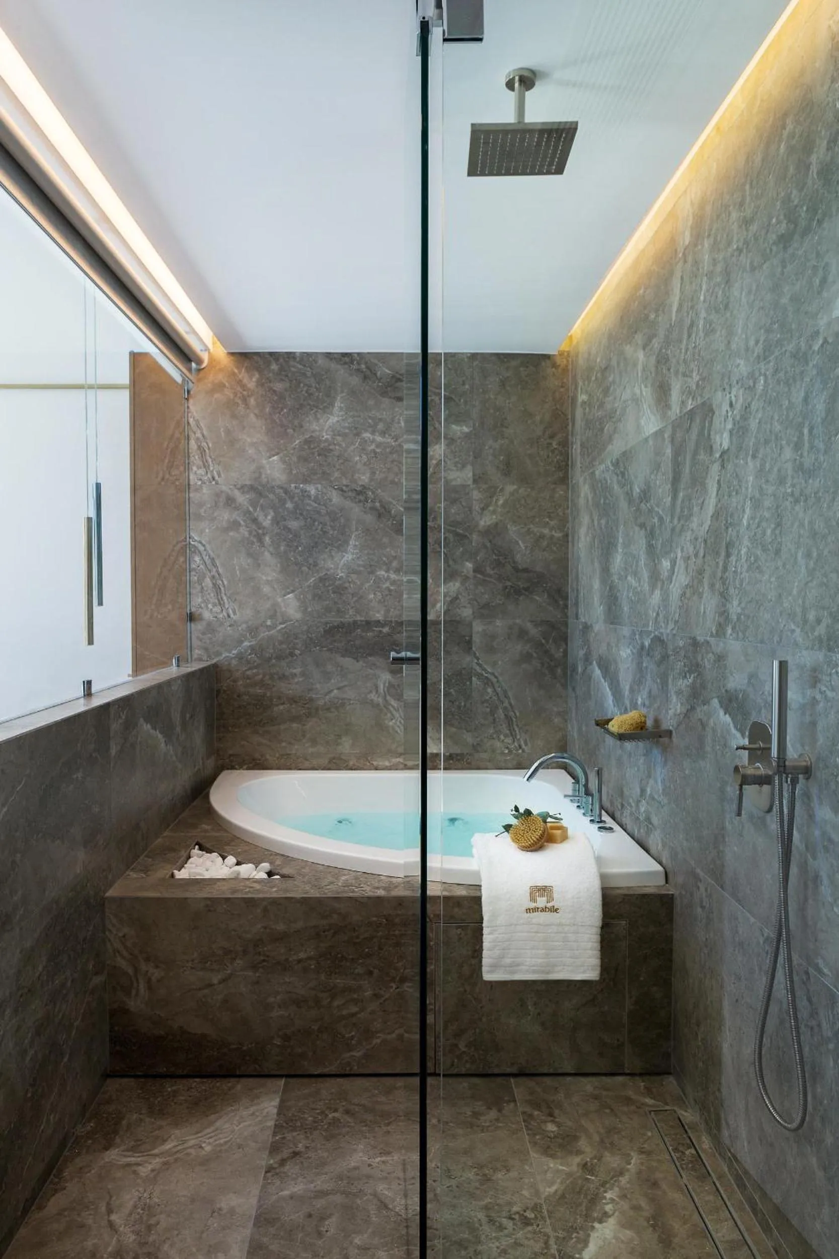 Bathroom in Mirabile Luxury Suites