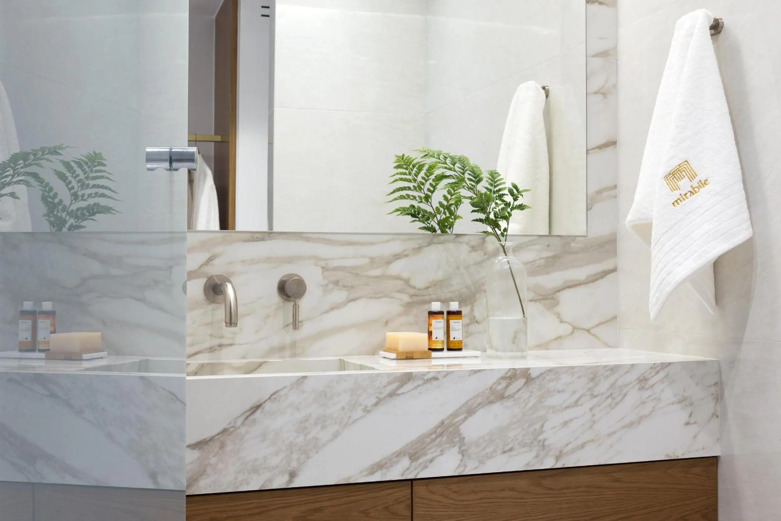 Bathroom in Mirabile Luxury Suites