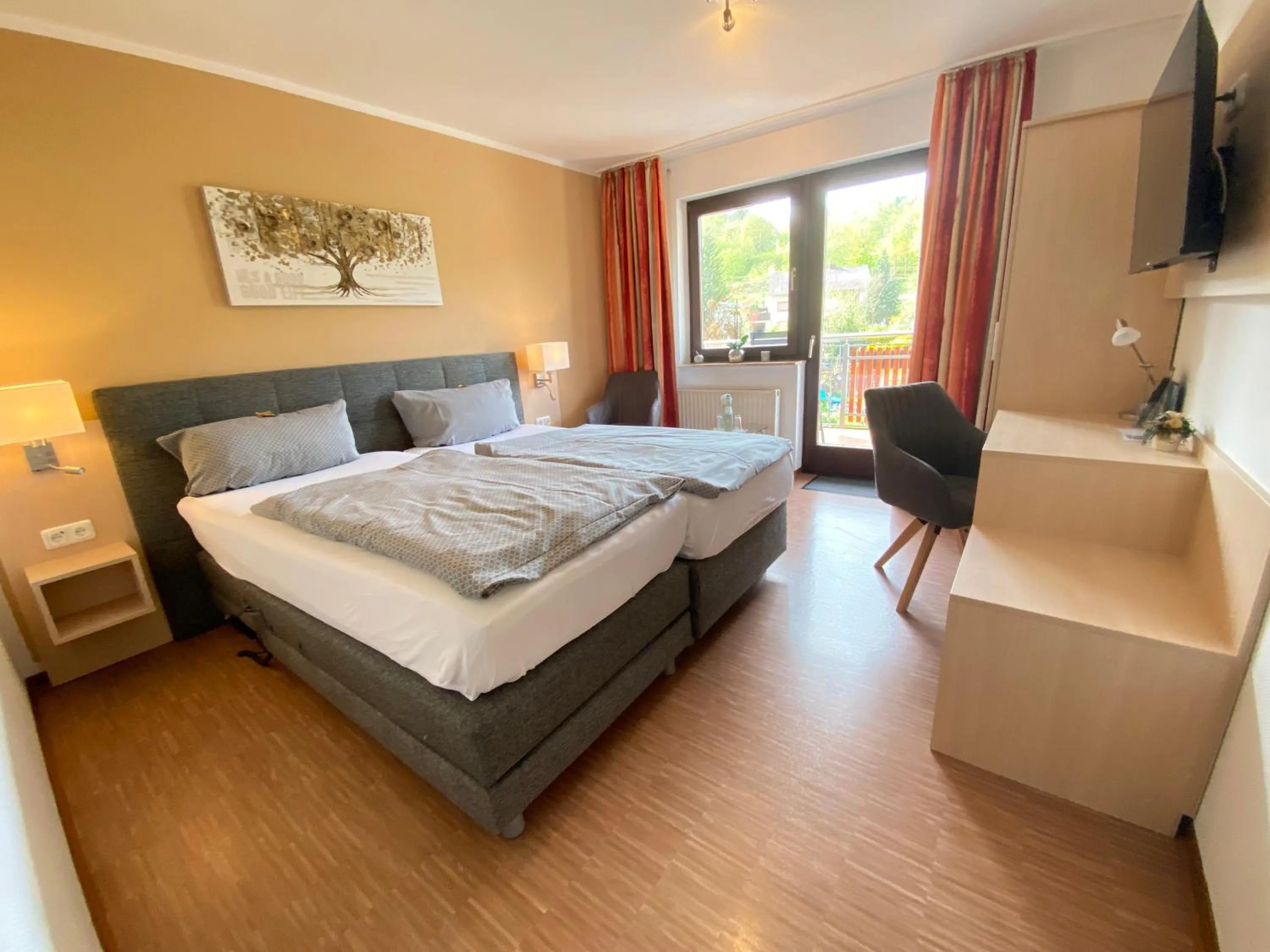 Balcony/Terrace, Bed in Landhotel Fasanenhof